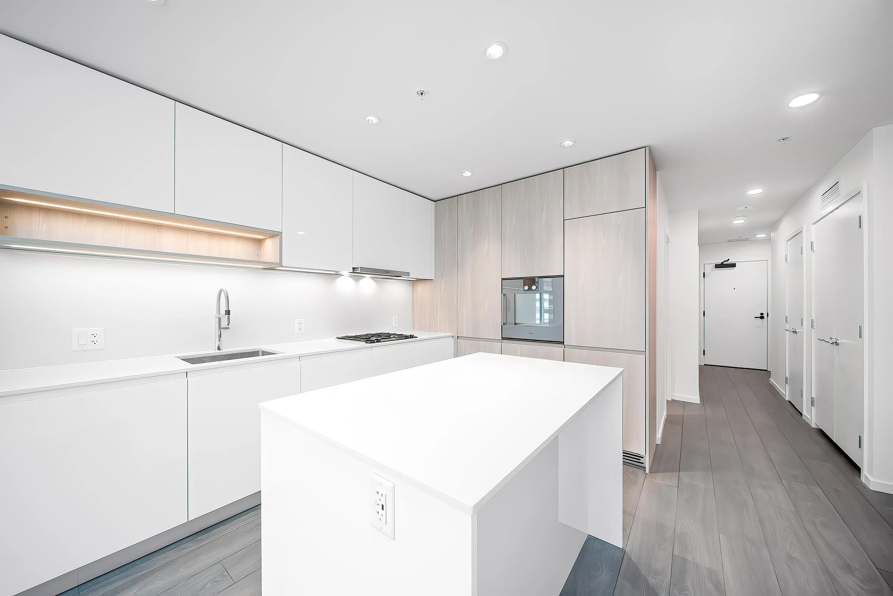 840 6500 Minoru Boulevard
