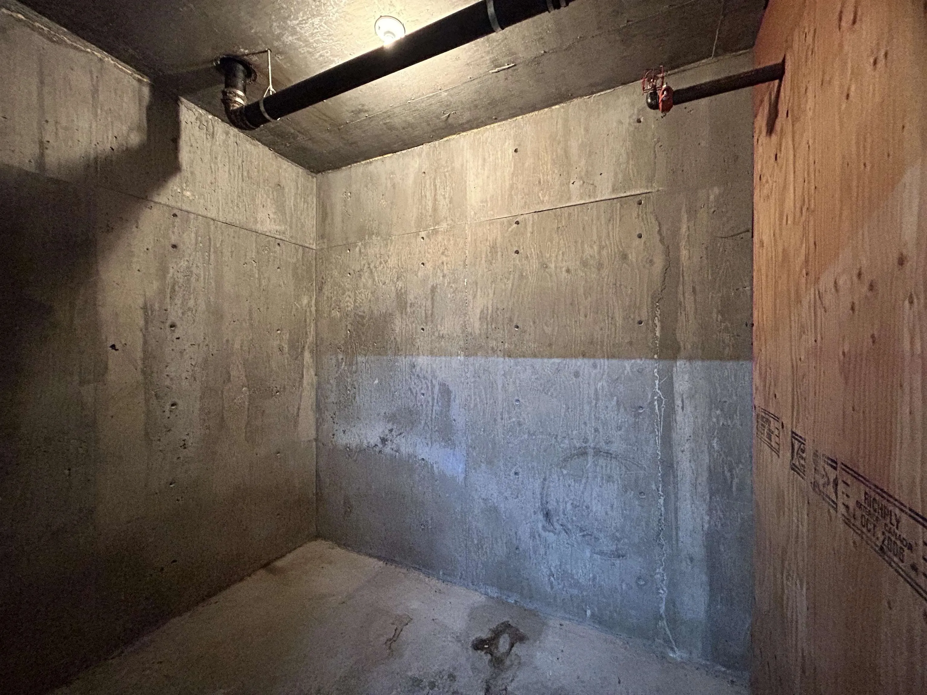 215 22150 Dewdney Trunk Road