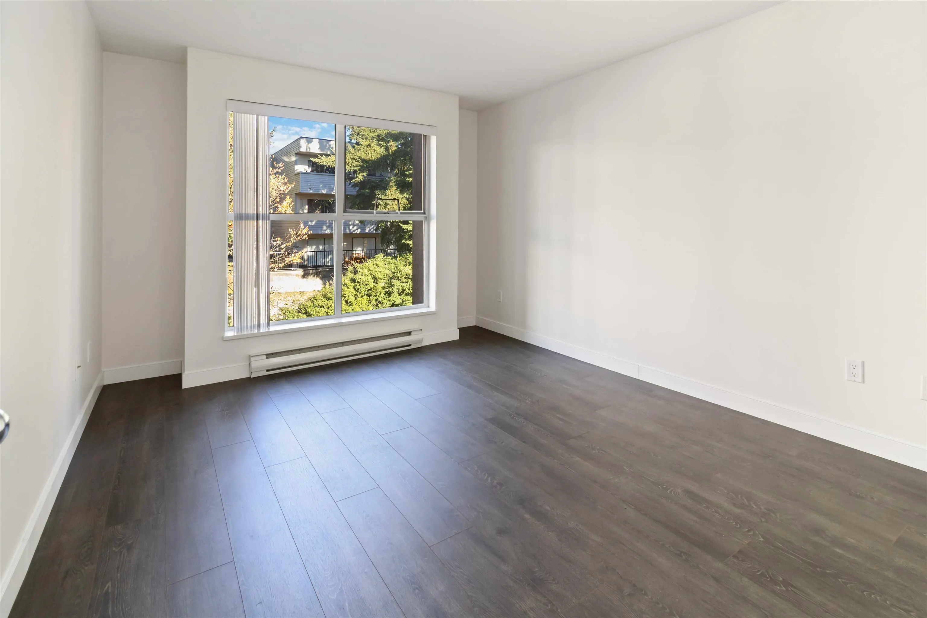 402 1128 Sixth Avenue