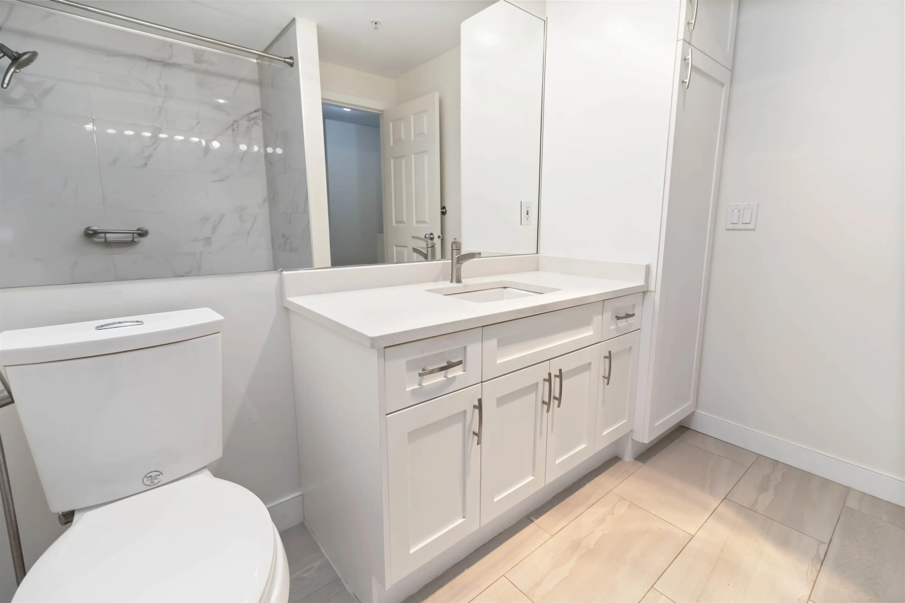 402 1128 Sixth Avenue