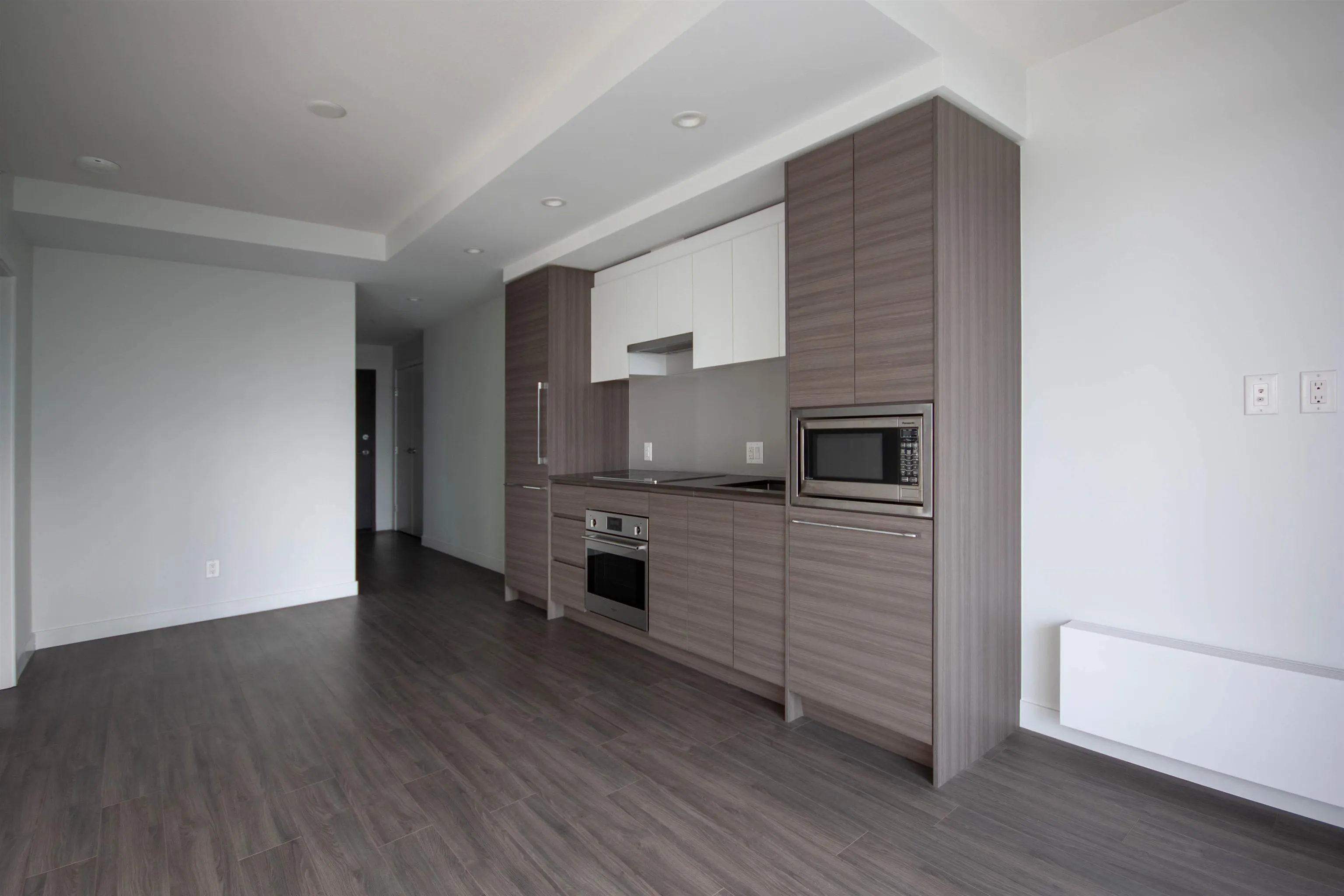 512 13655 Fraser Highway