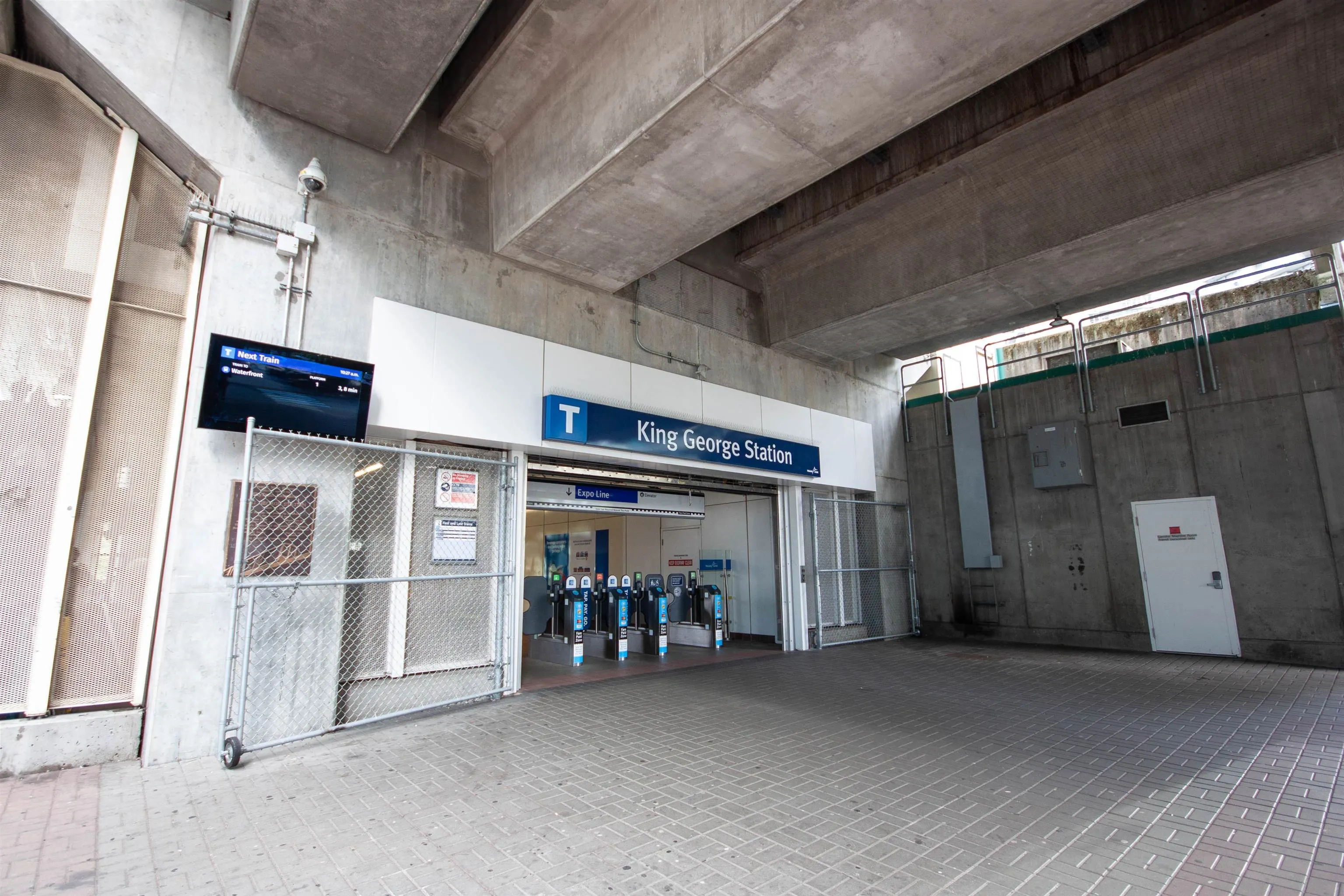 512 13655 Fraser Highway