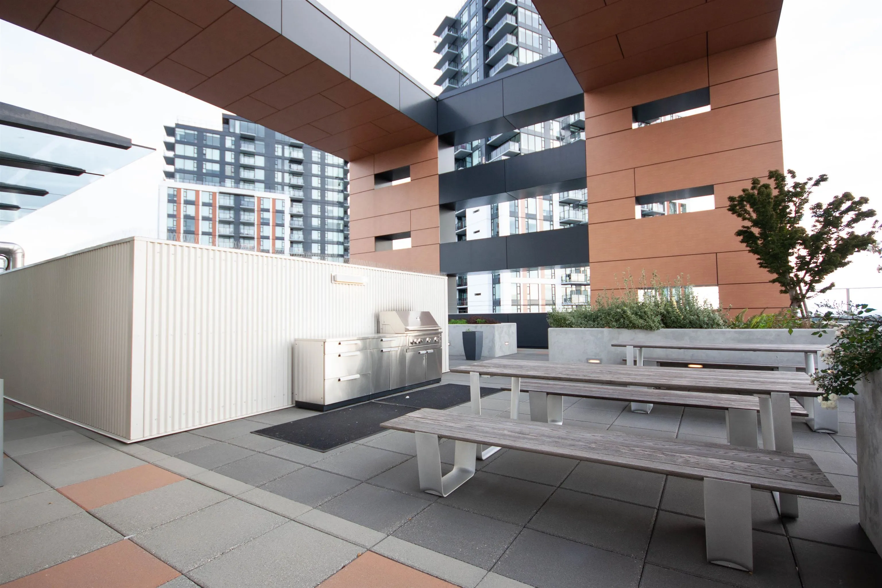 512 13655 Fraser Highway