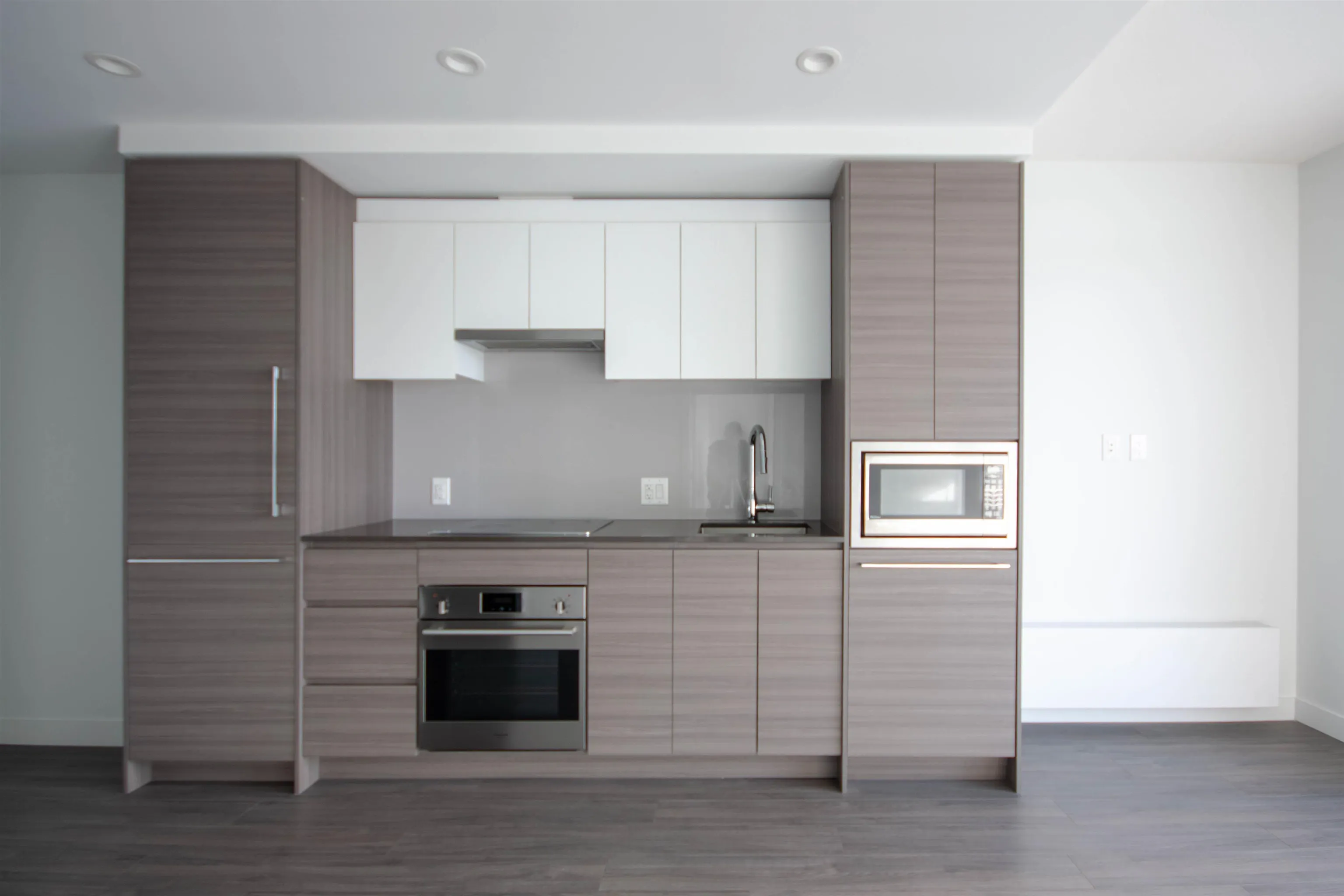 512 13655 Fraser Highway