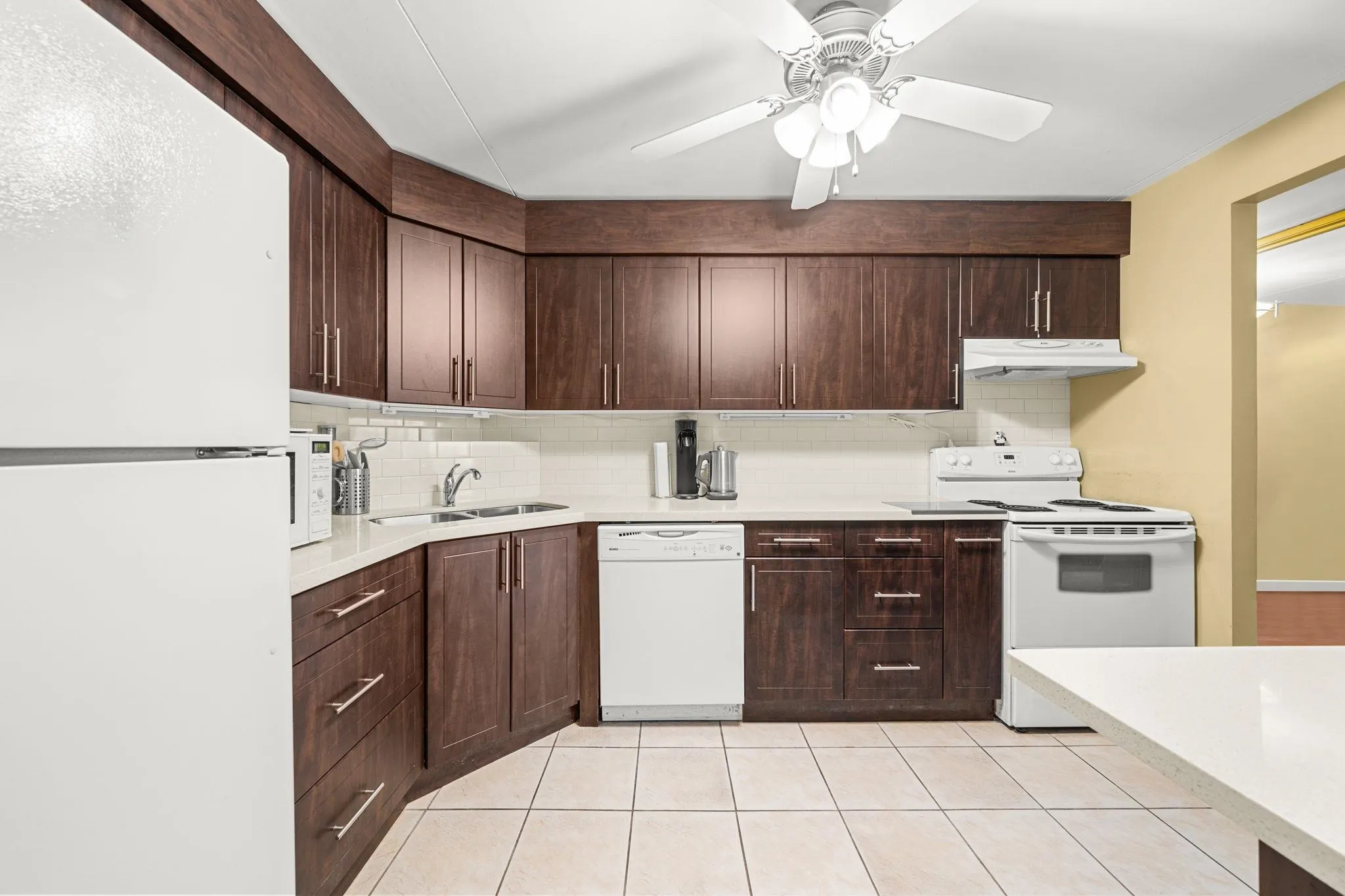 802 6651 Minoru Boulevard