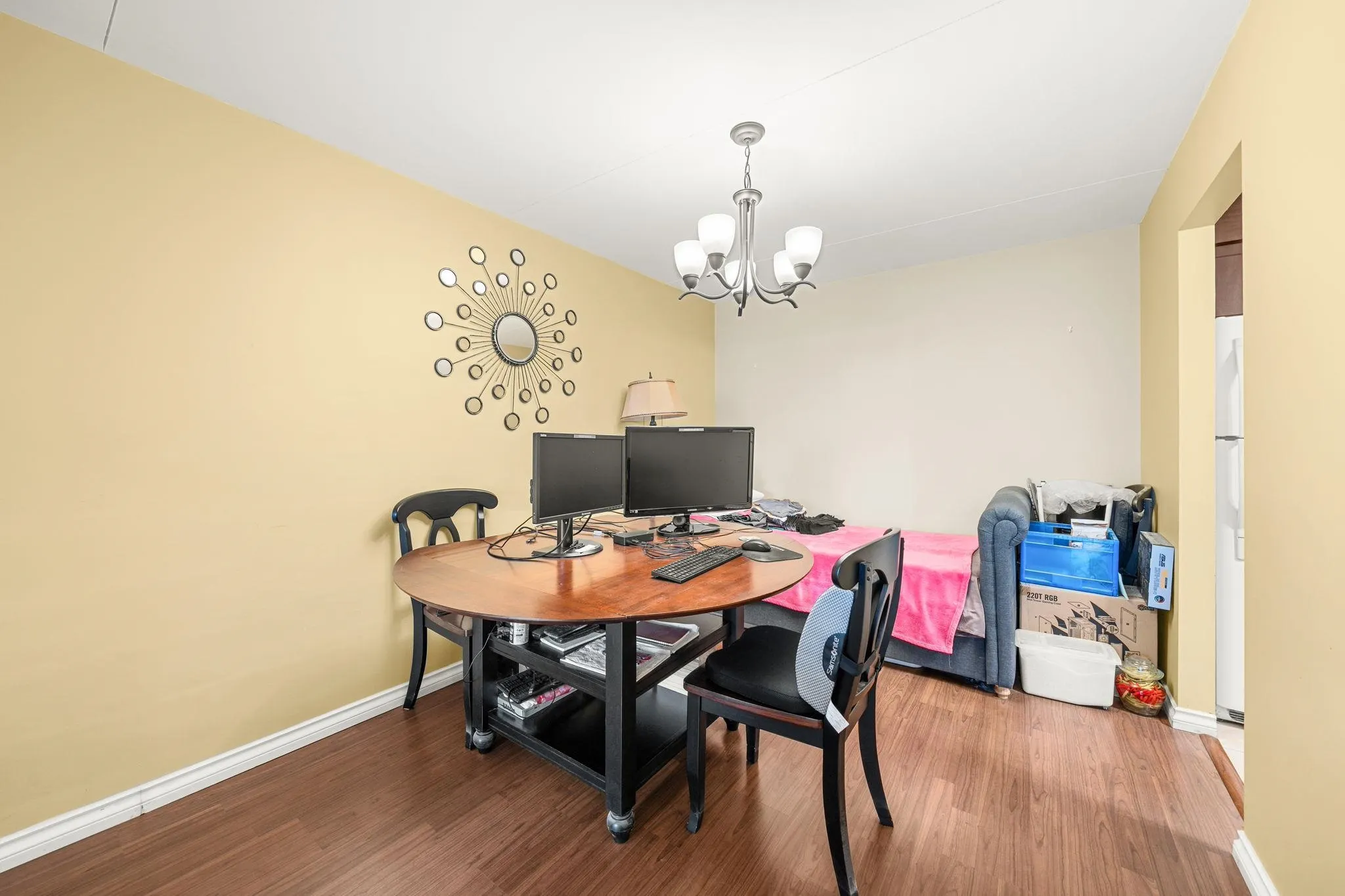 802 6651 Minoru Boulevard