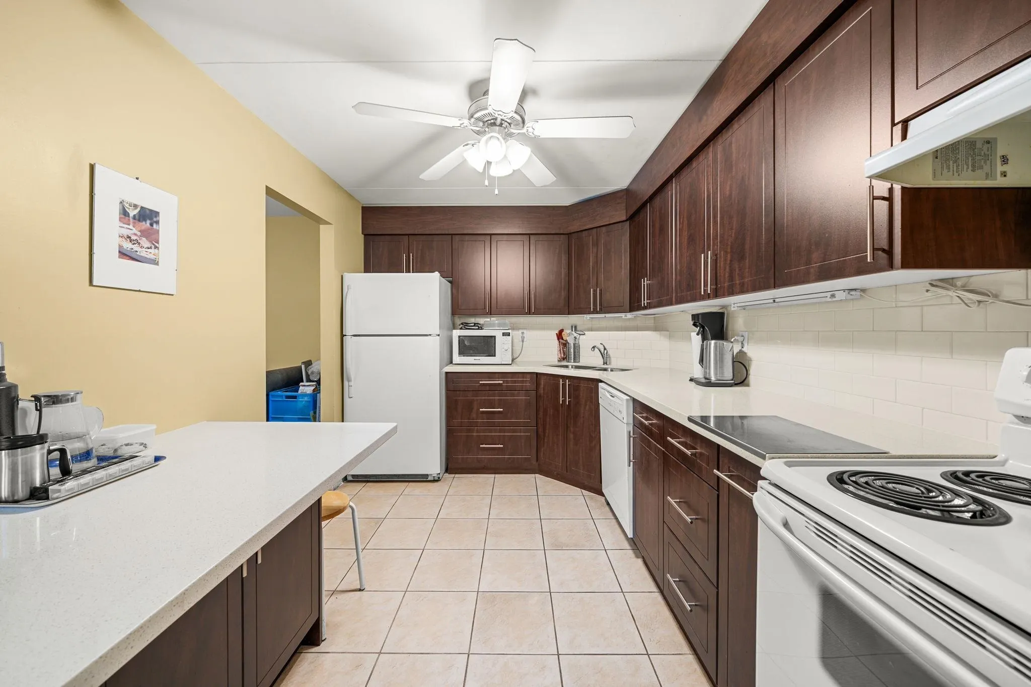 802 6651 Minoru Boulevard