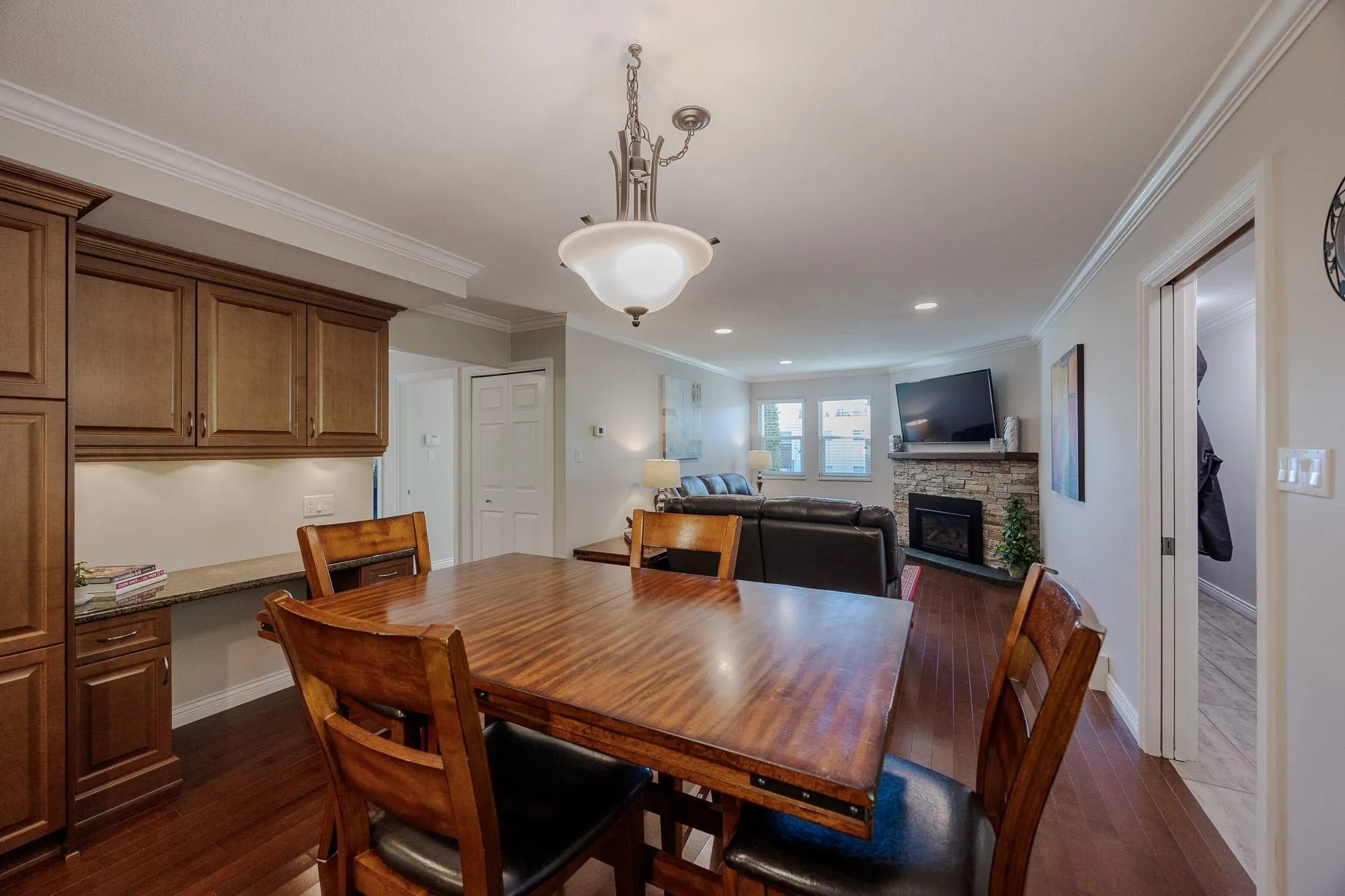 1851 Masset Court