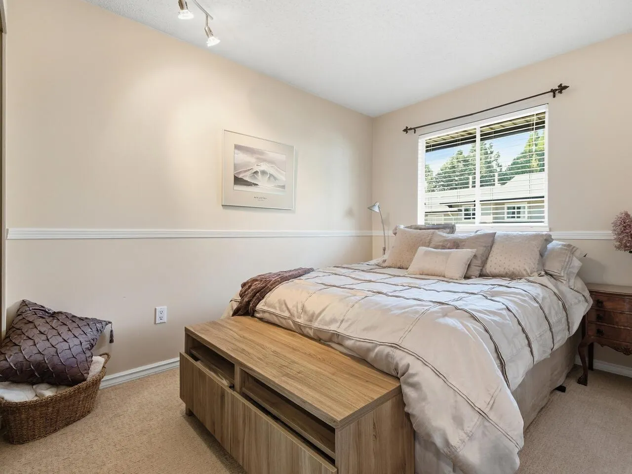 3920 Indian River Drive