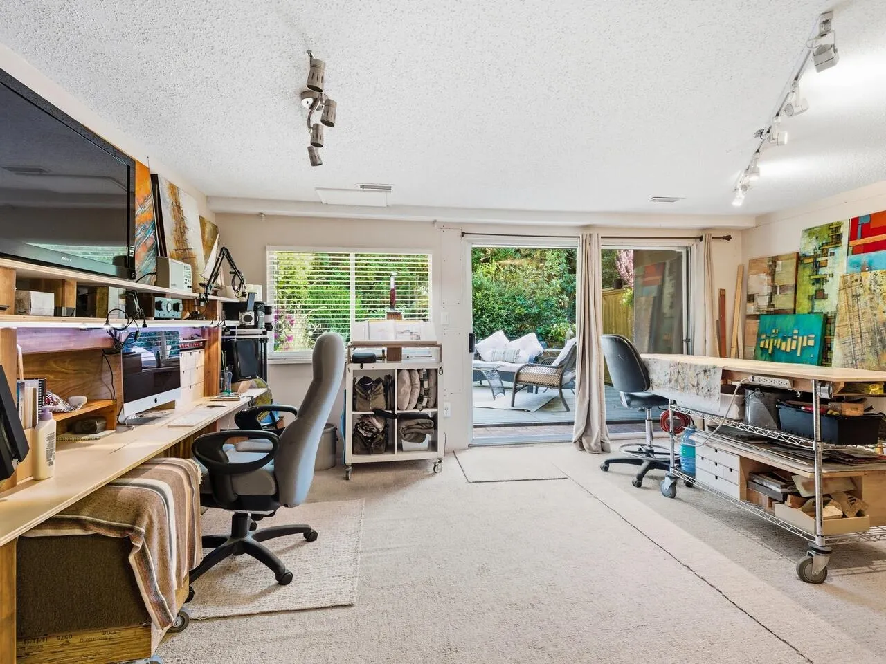 3920 Indian River Drive