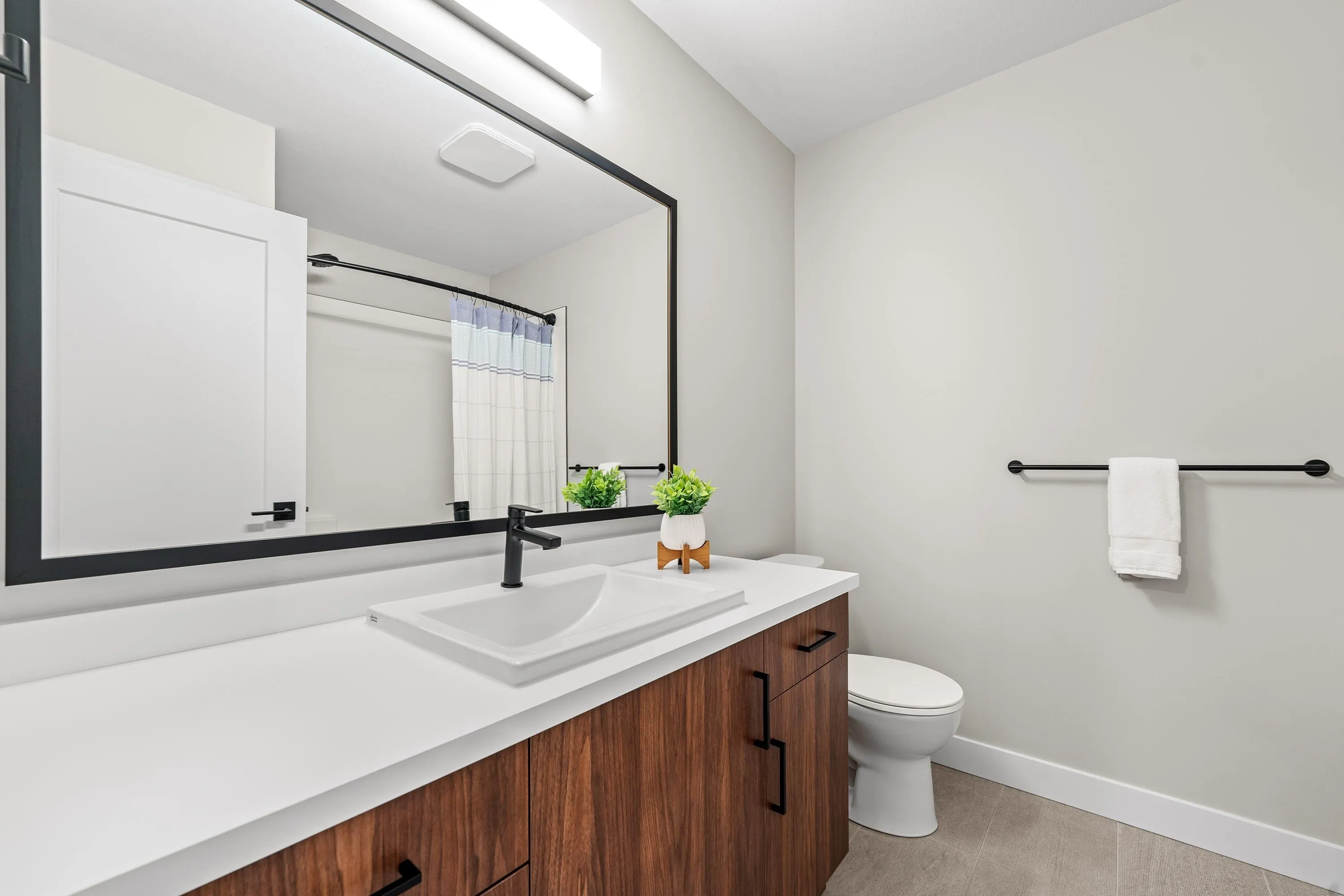 20 43610 Chilliwack Mountain Road