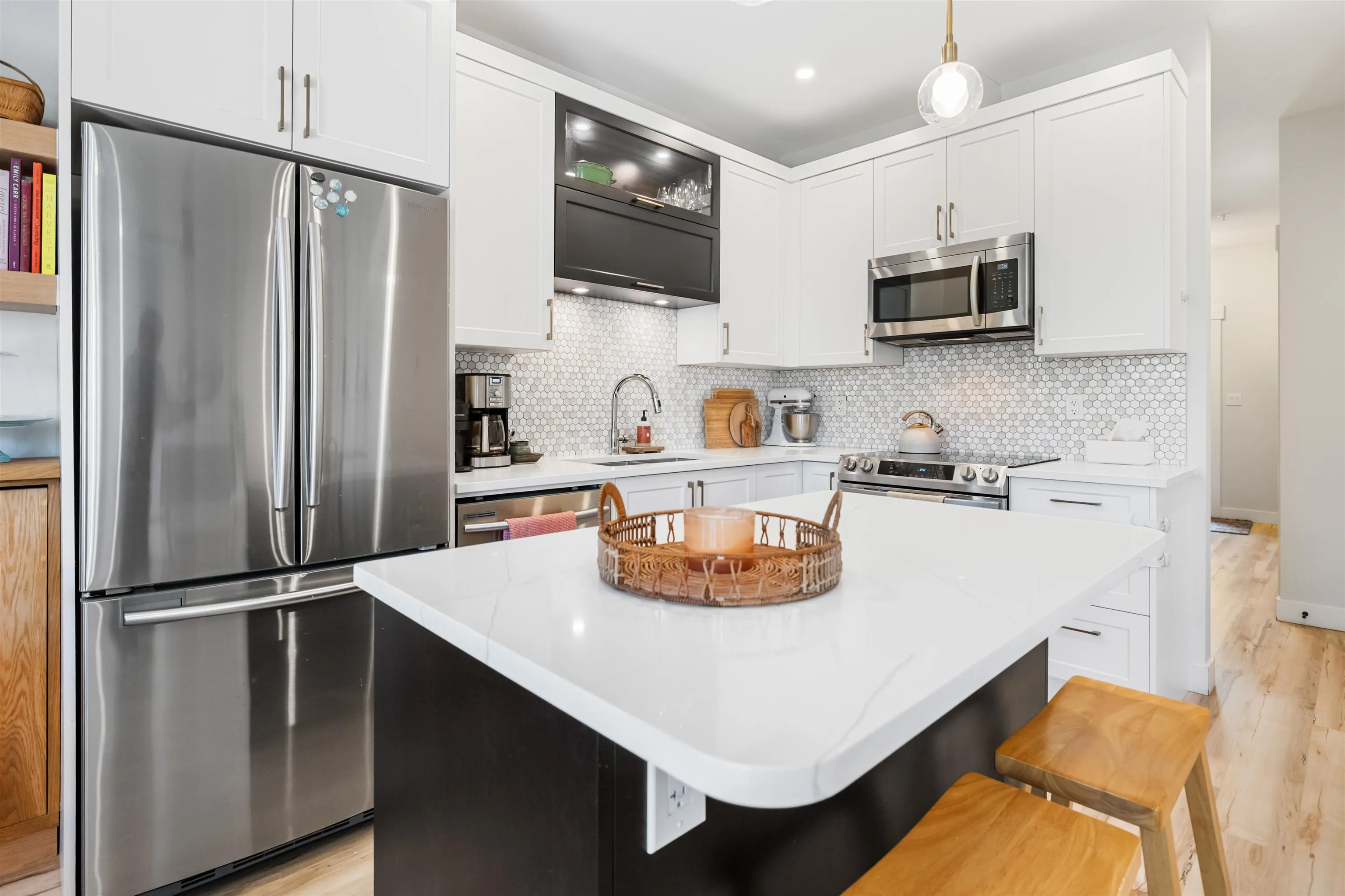 8 7140 Maitland Avenue