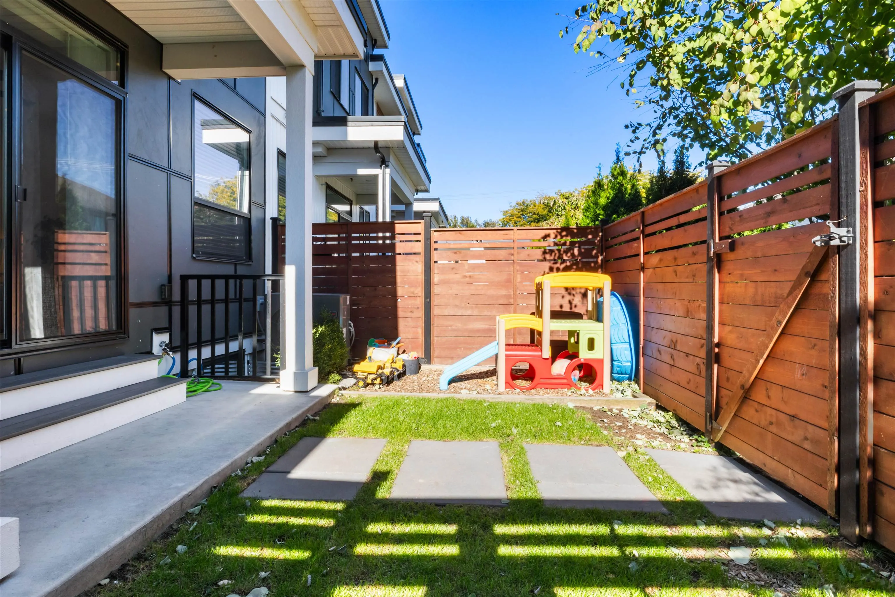 8 7140 Maitland Avenue