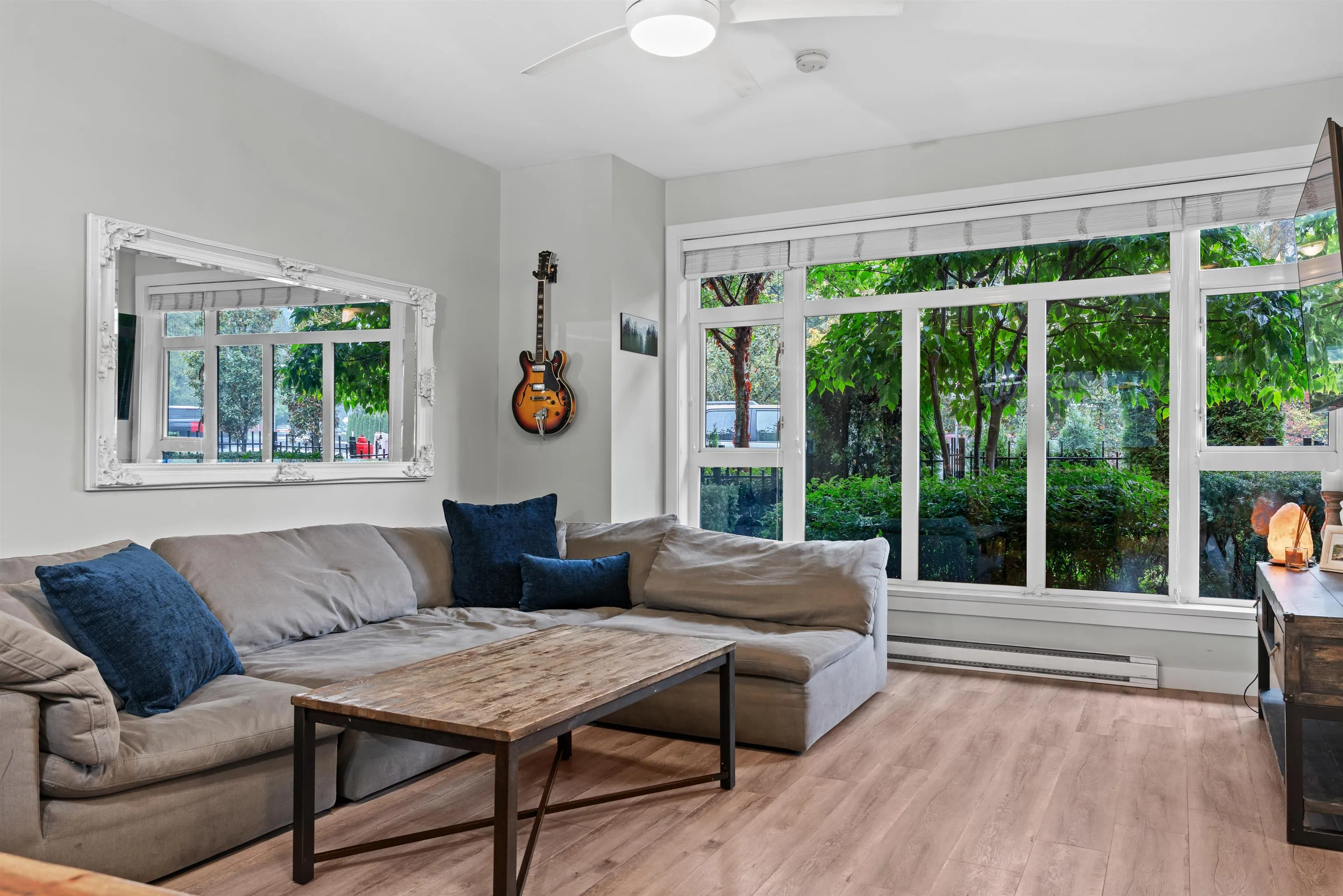 207 2135 Heritage Park Lane