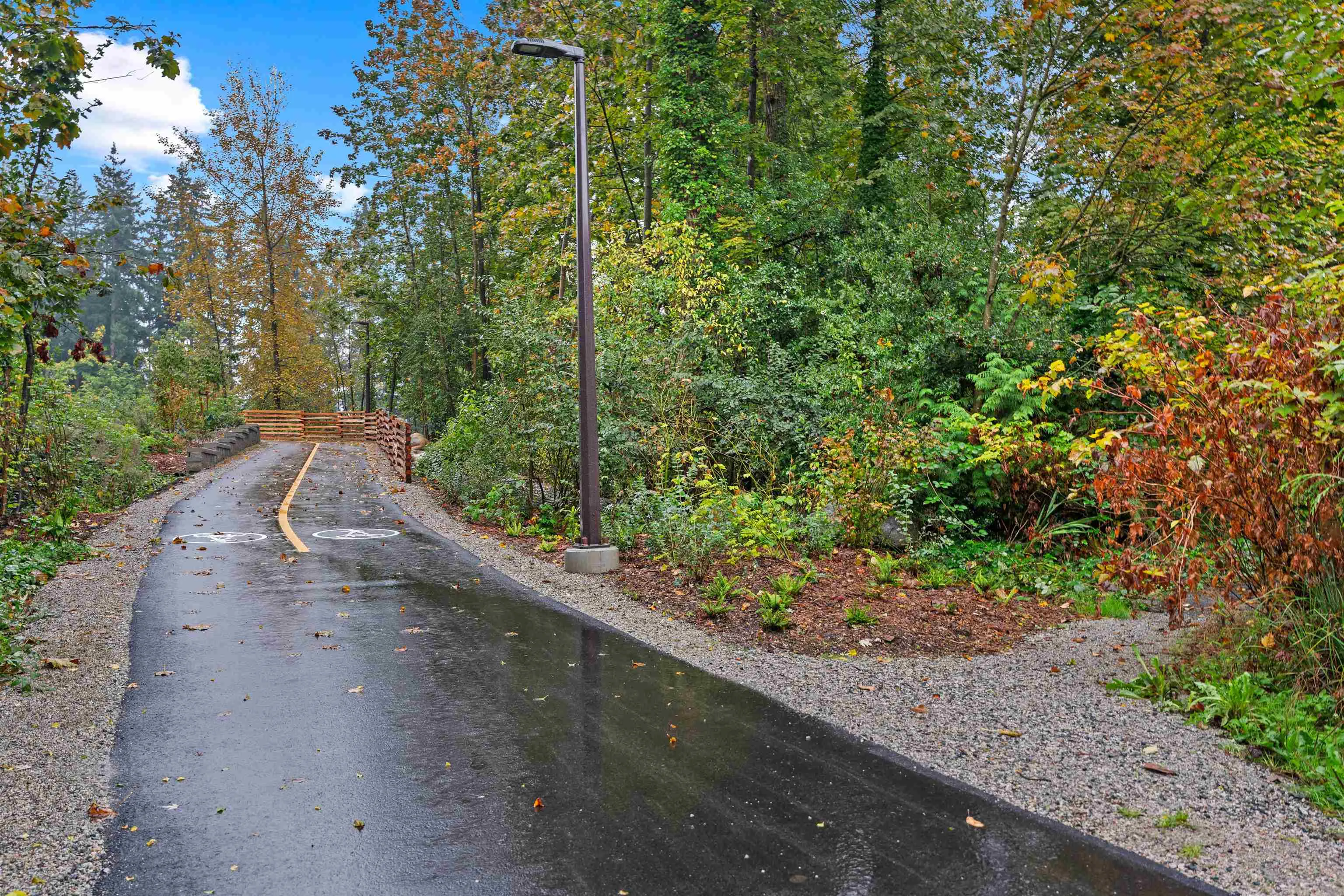 207 2135 Heritage Park Lane
