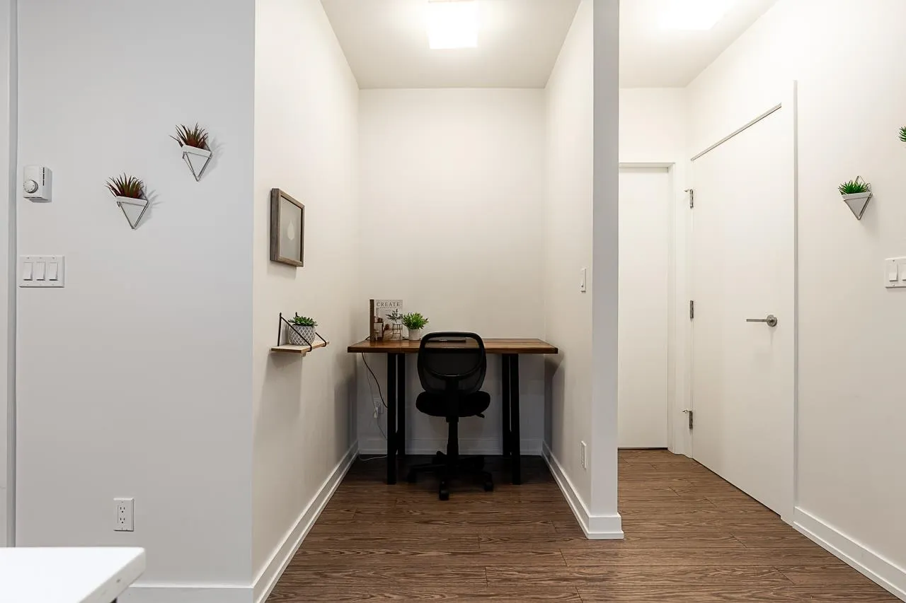 2910 4688 Kingsway