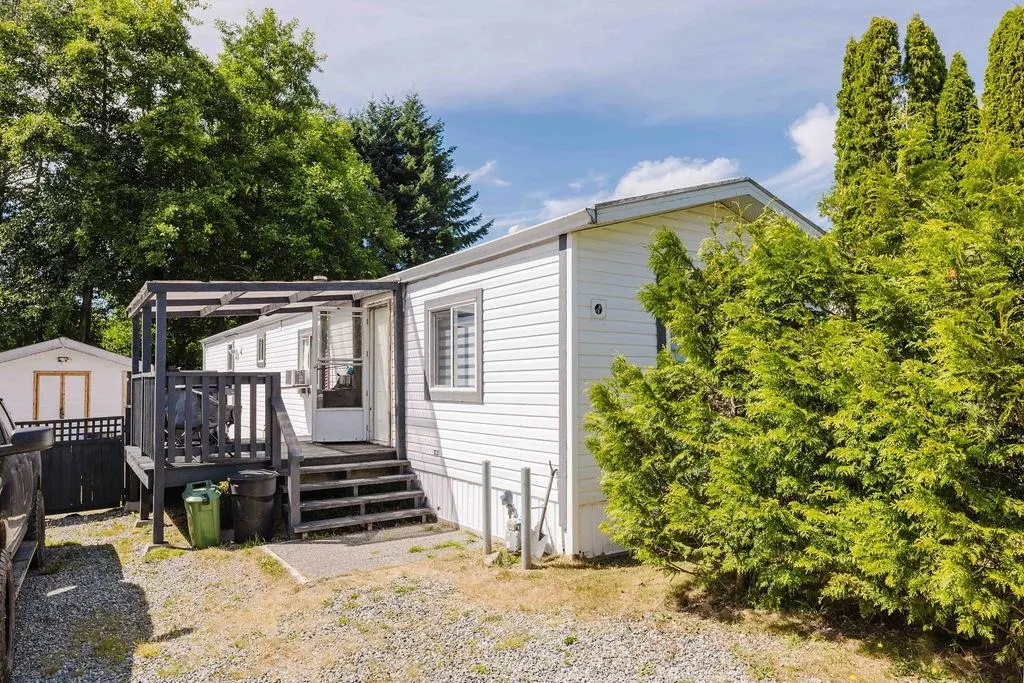 69 1413 Sunshine Coast Highway