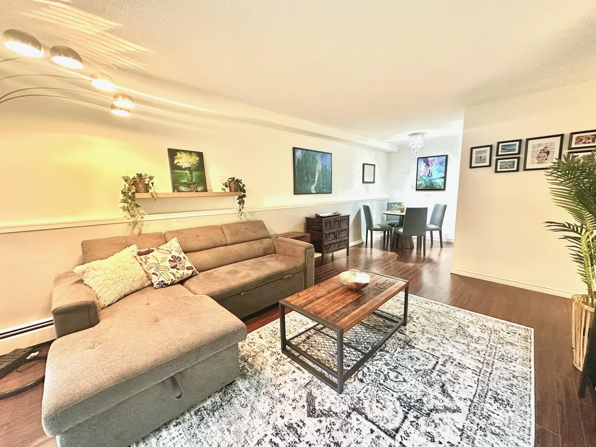 1 1860 Southmere East Crescent