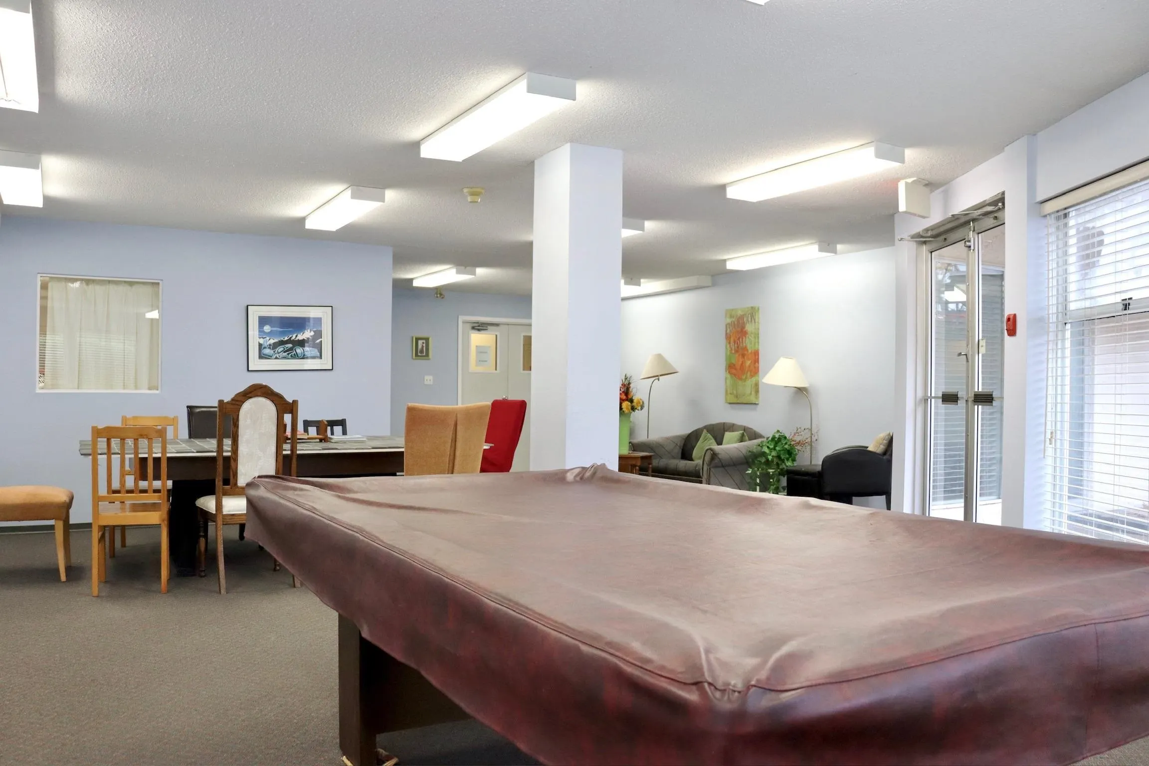 1 1860 Southmere East Crescent