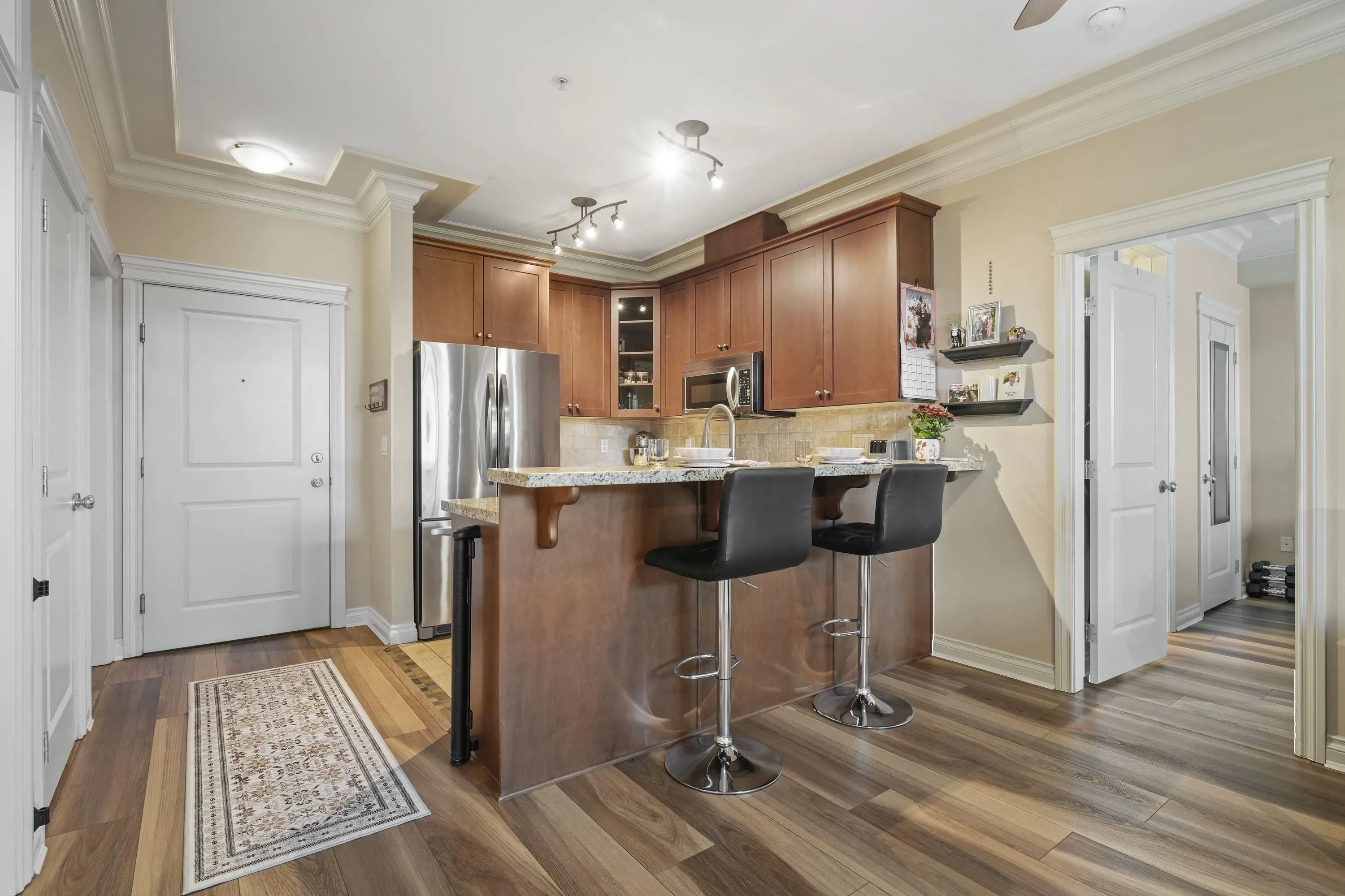 222 32729 Garibaldi Drive