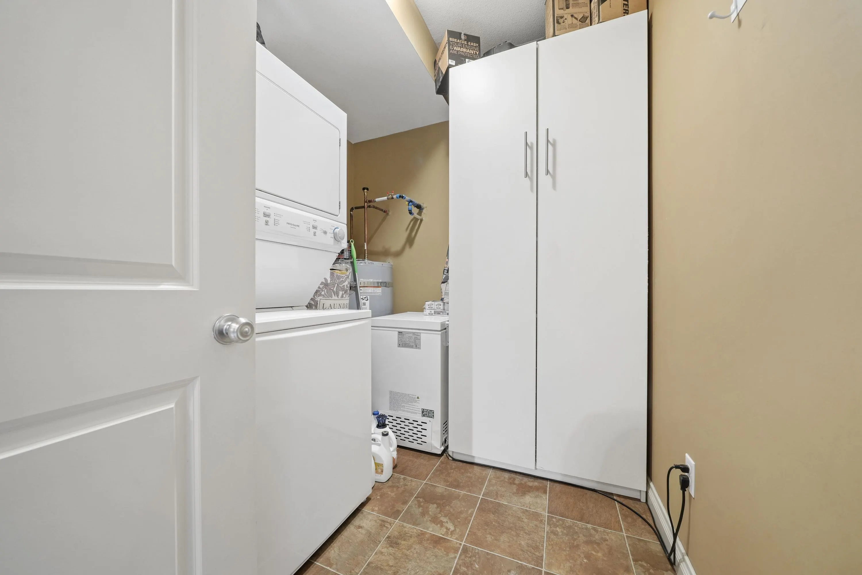 222 32729 Garibaldi Drive