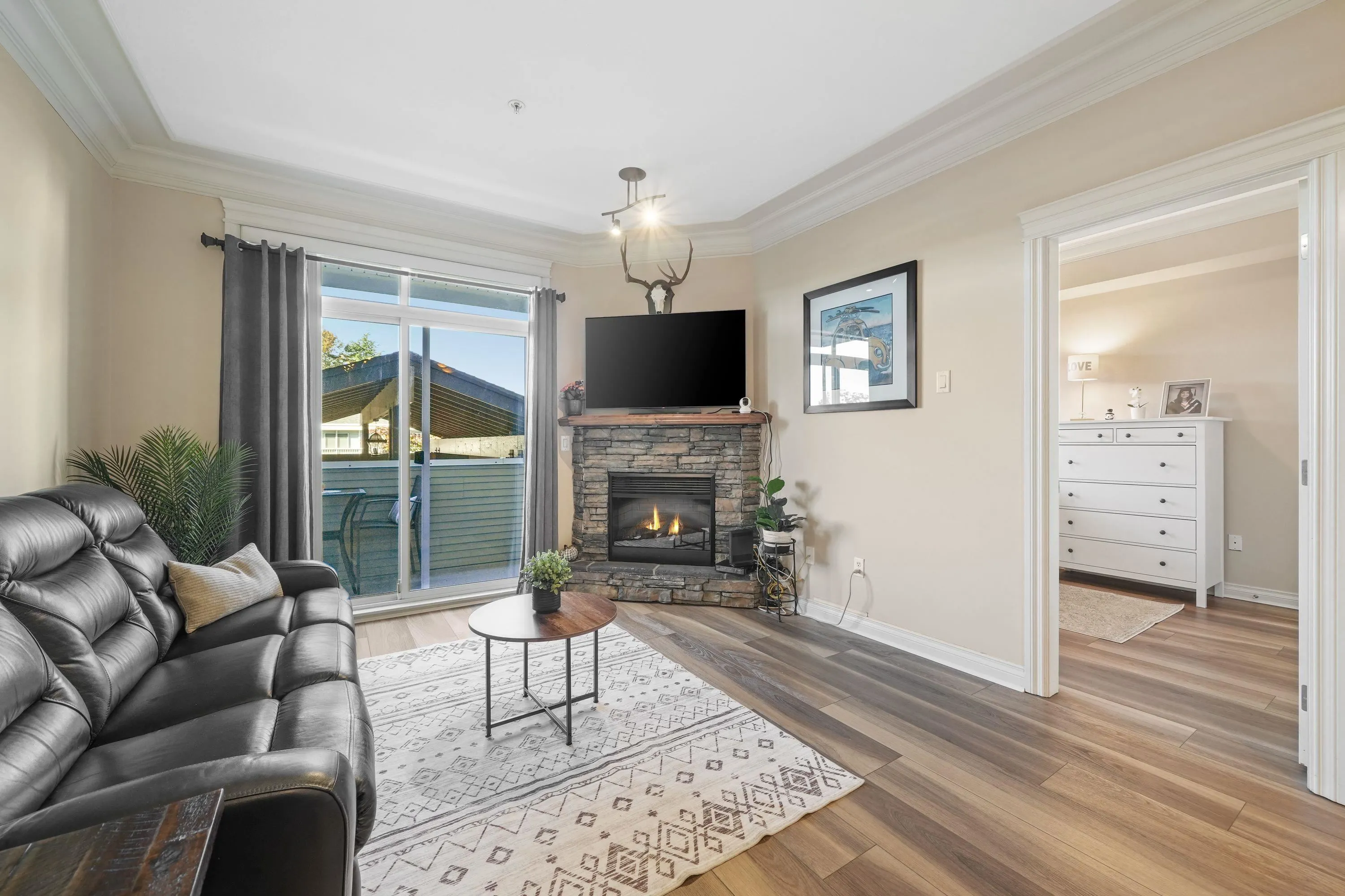 222 32729 Garibaldi Drive