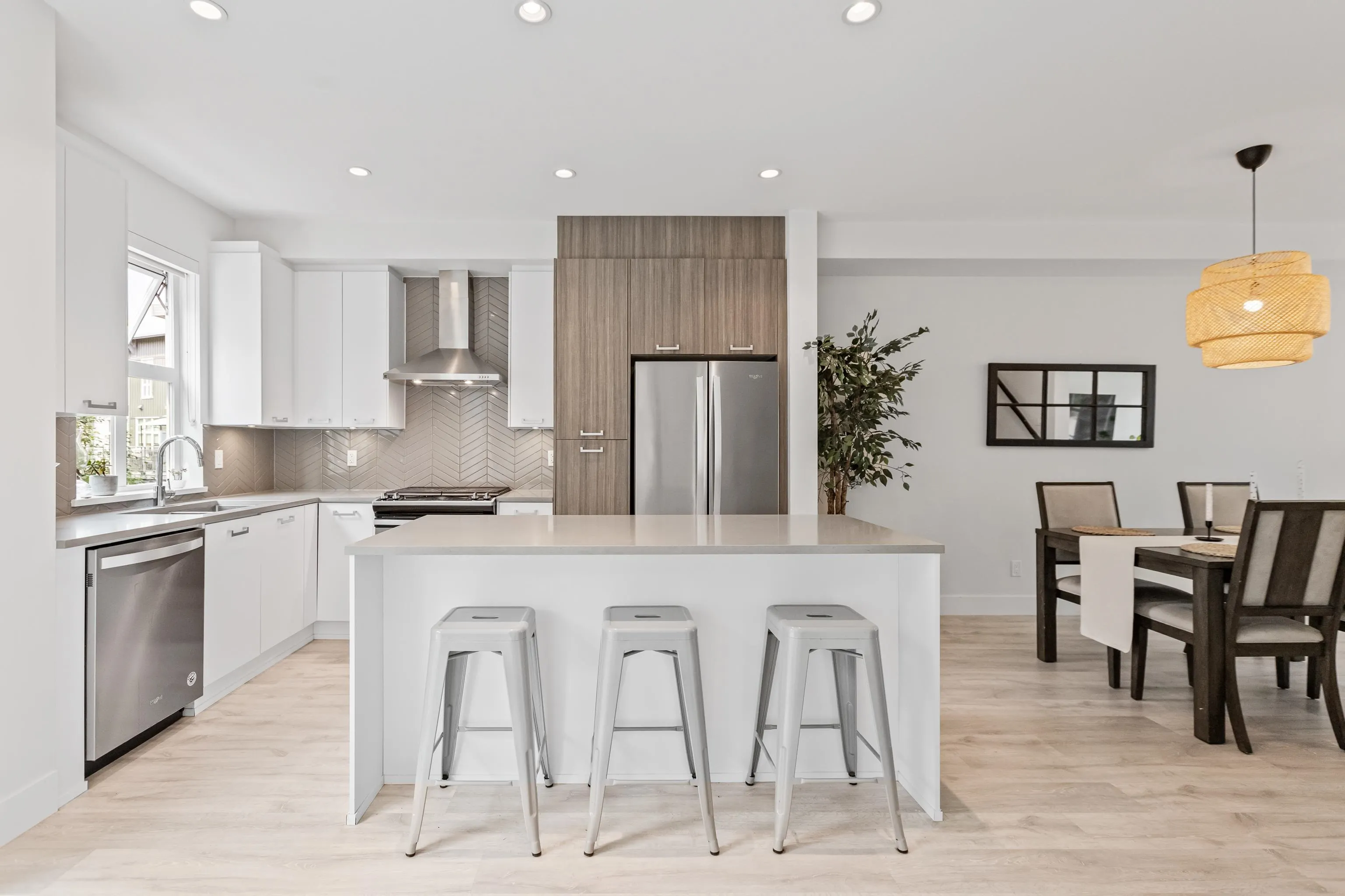 74 24076 112 Avenue