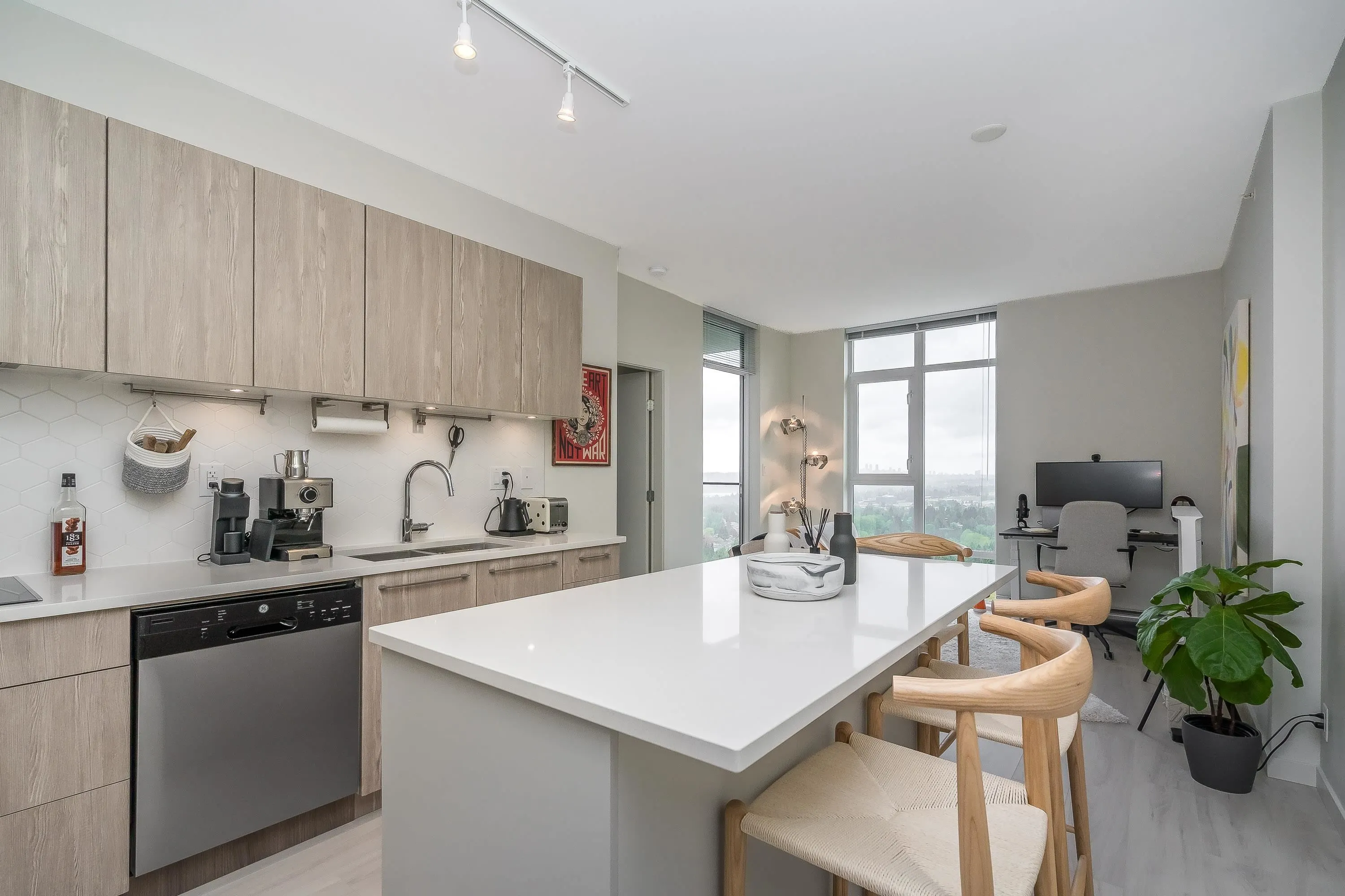 1303 691 North Road