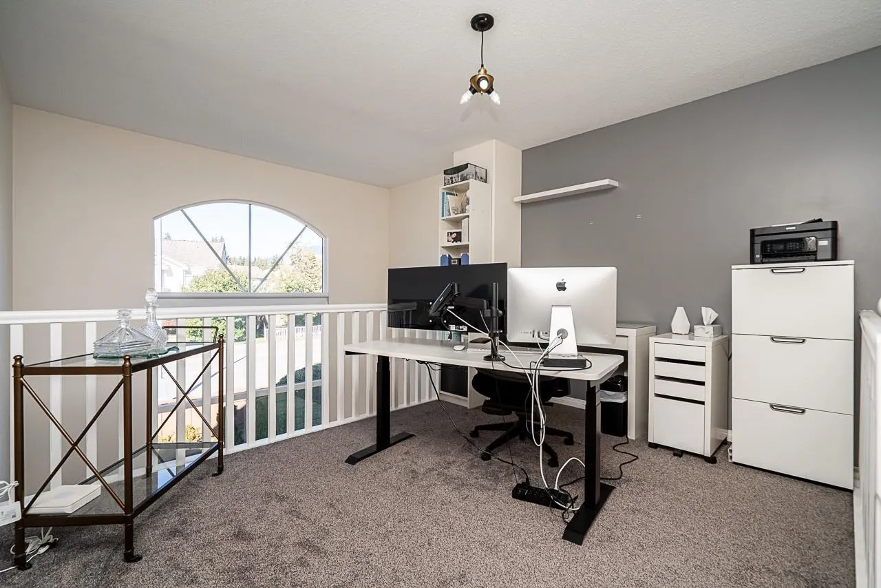 52 1370 Riverwood Gate