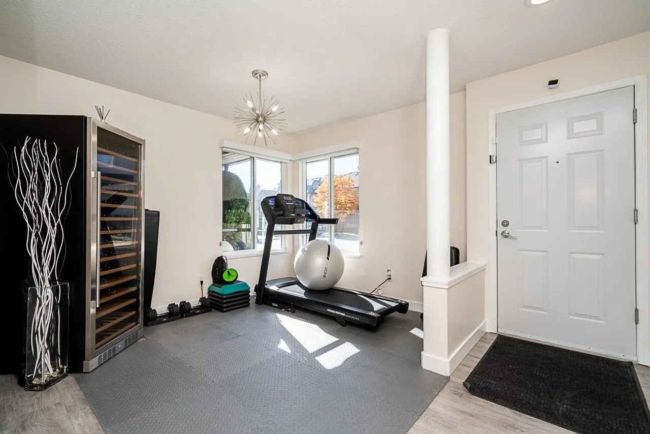 52 1370 Riverwood Gate