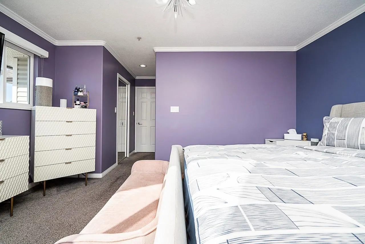 52 1370 Riverwood Gate