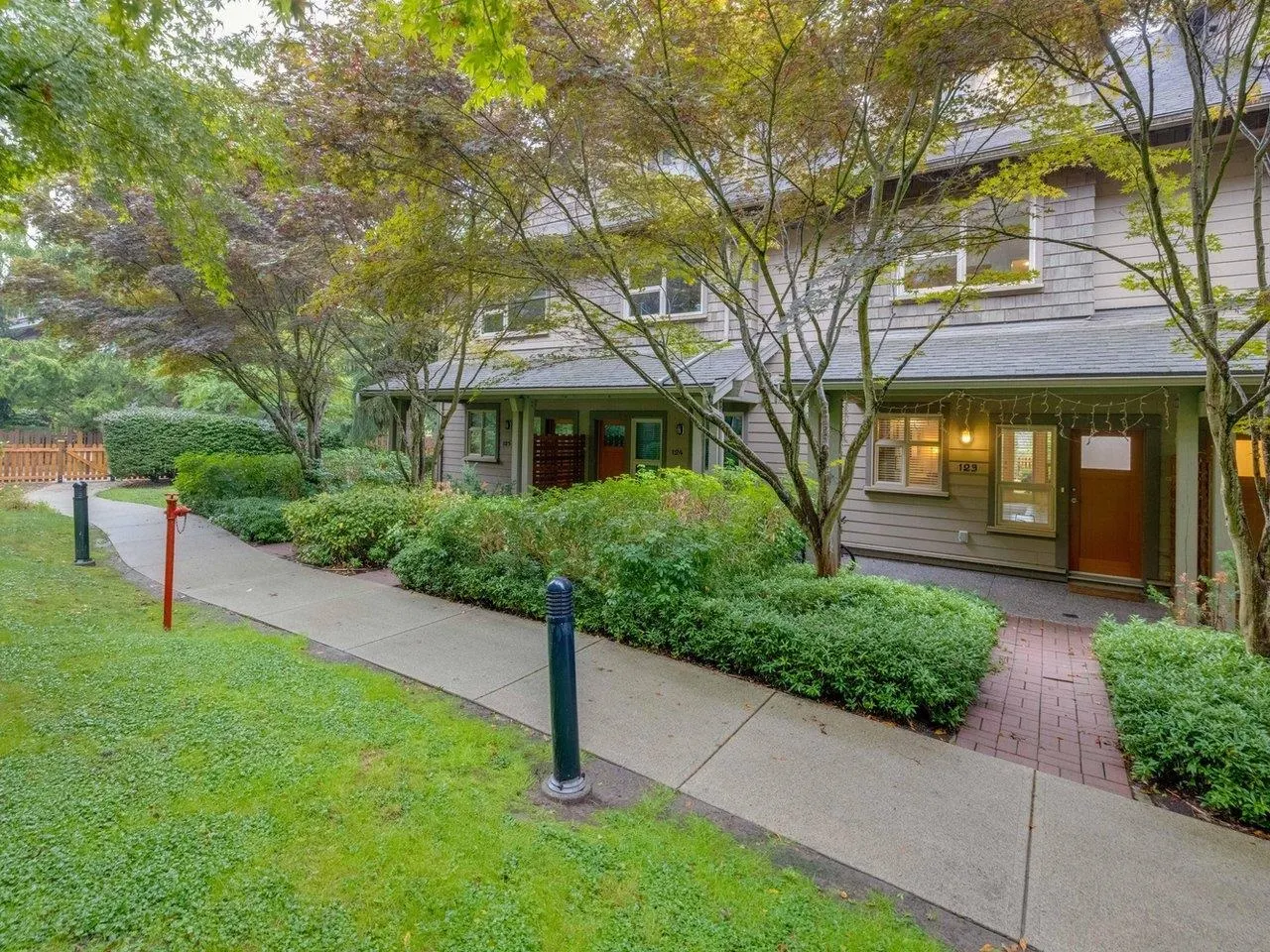 123 250 Salter Street