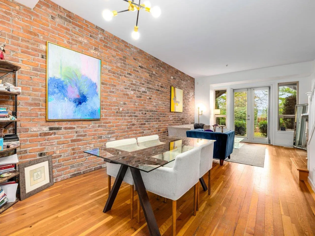 123 250 Salter Street