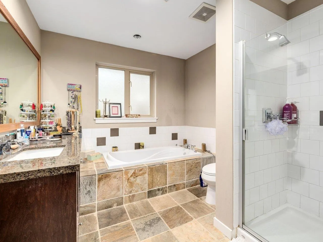 123 250 Salter Street