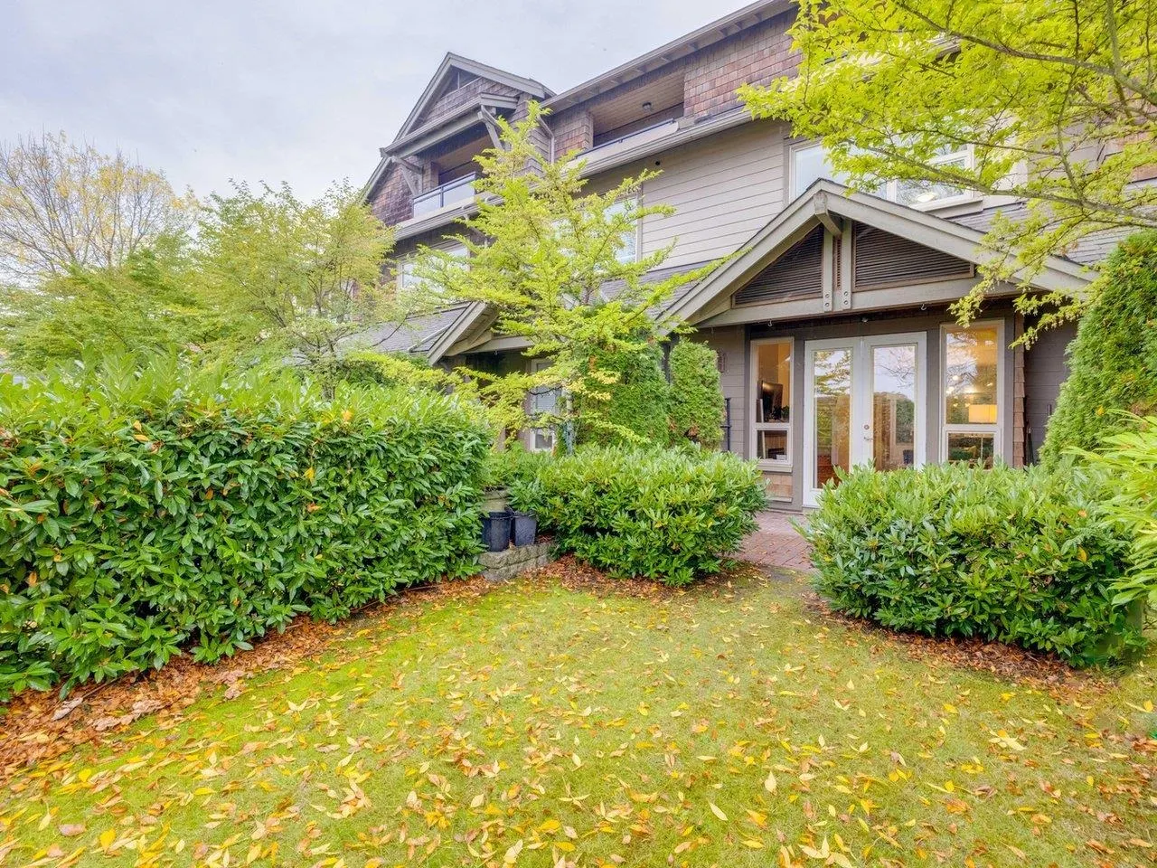 123 250 Salter Street