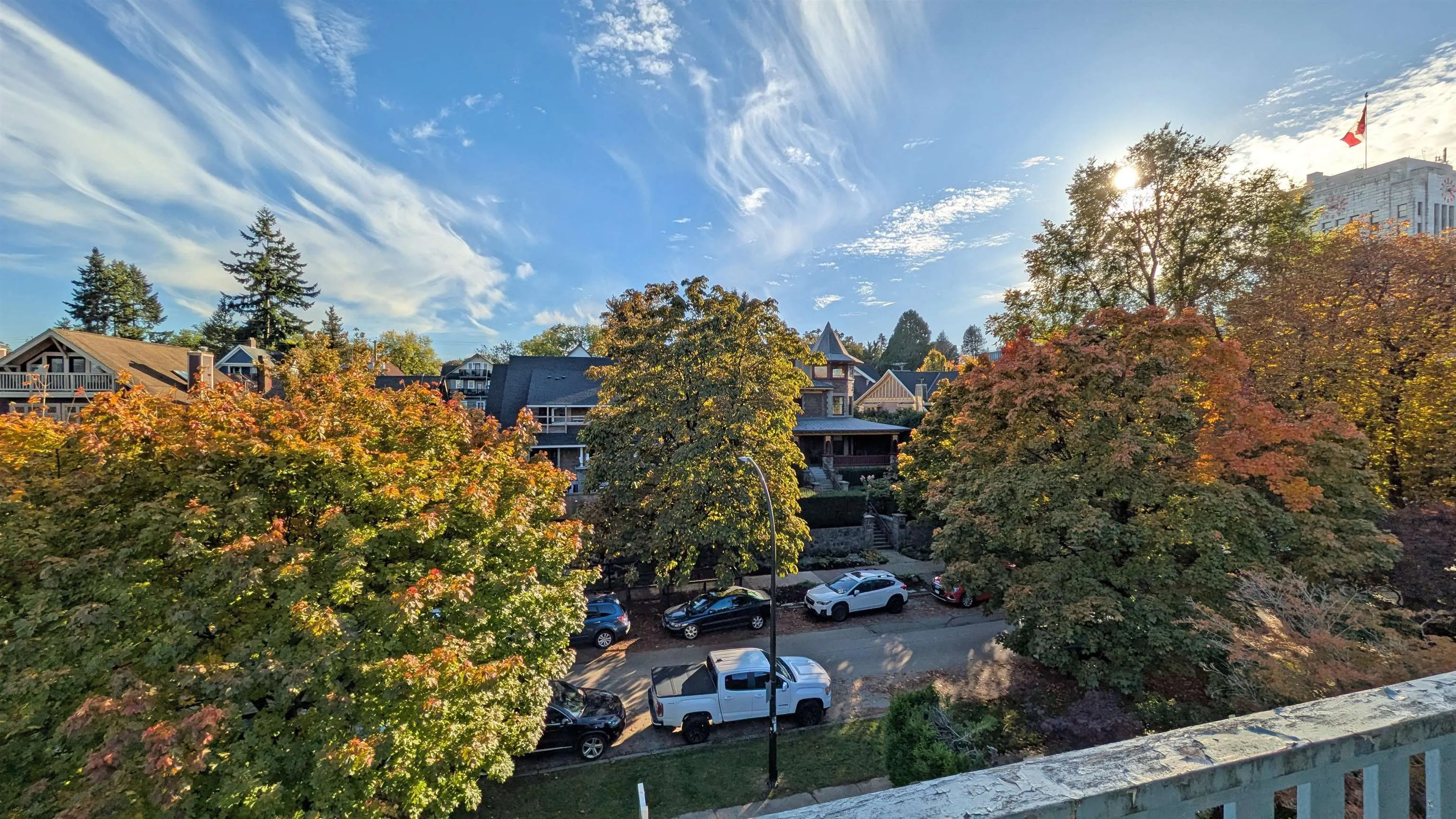 345 W 11th Avenue