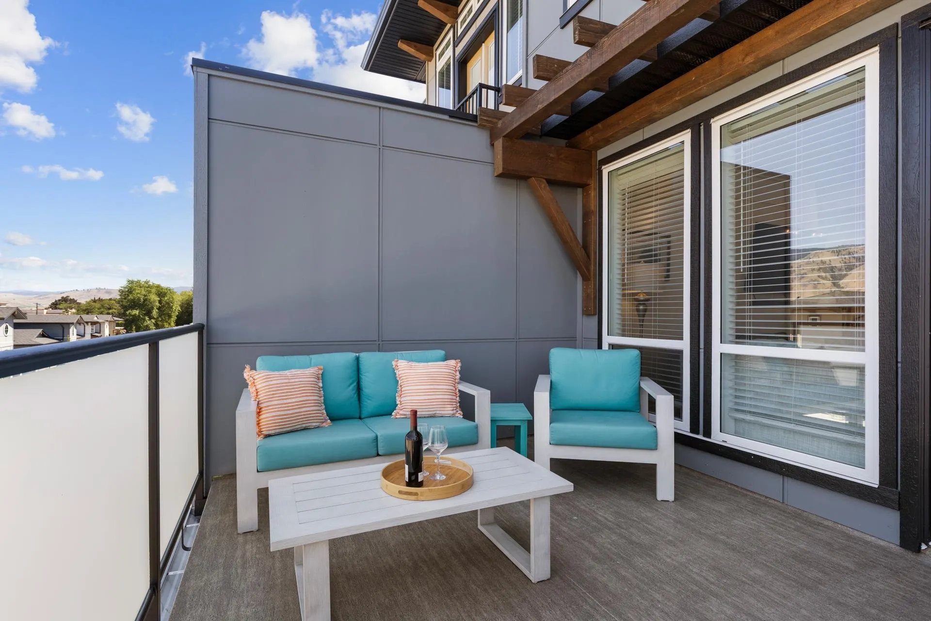 48 8000 Vedette Drive