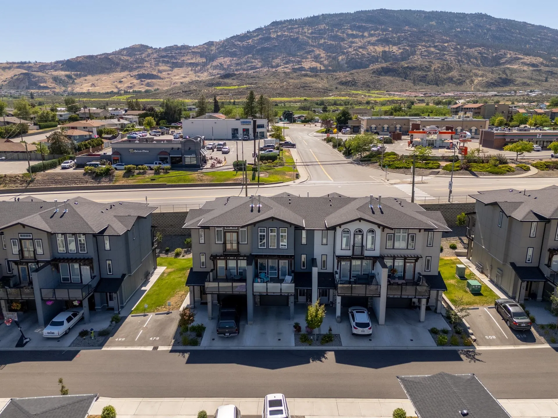 48 8000 Vedette Drive