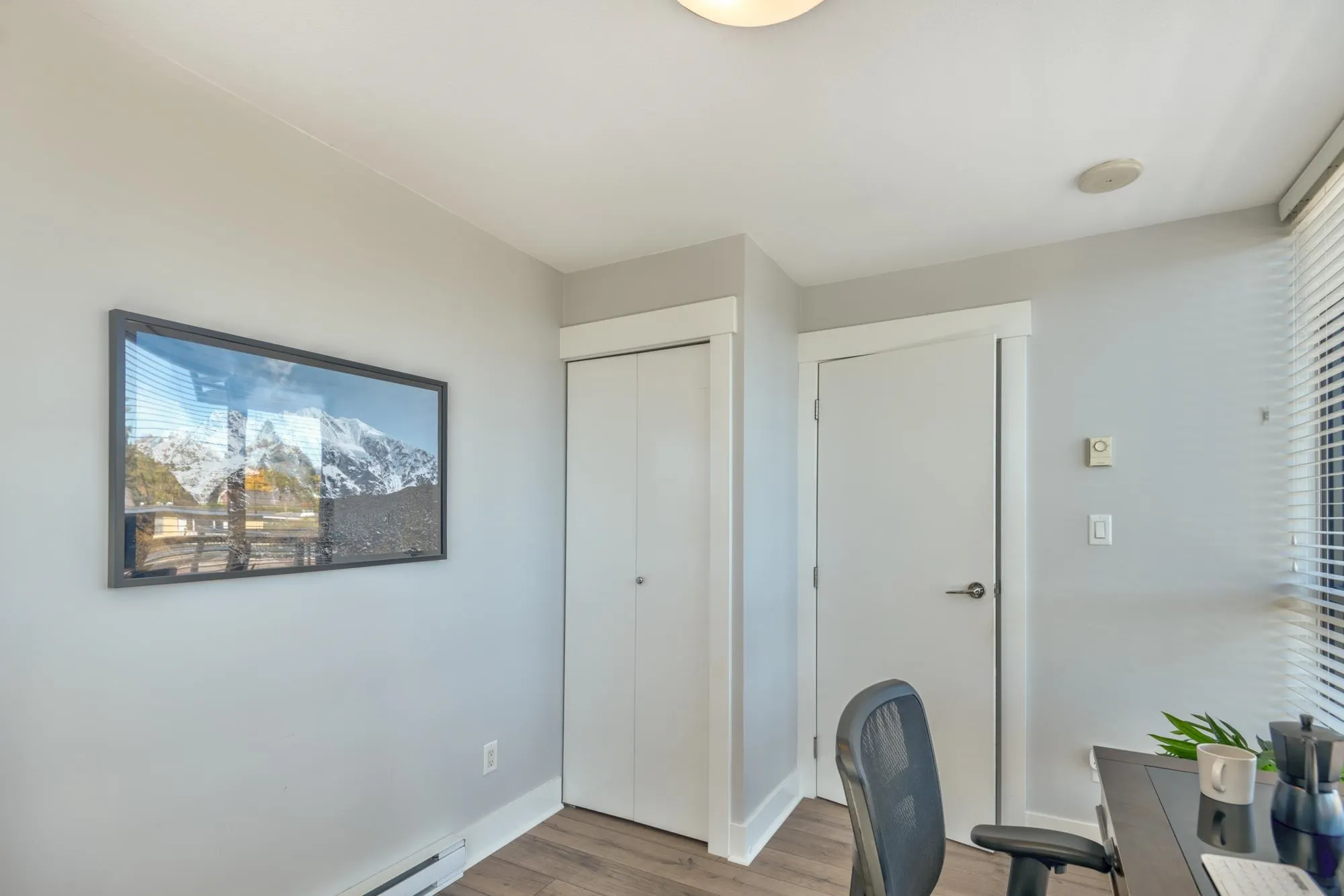 404 258 Sixth Street