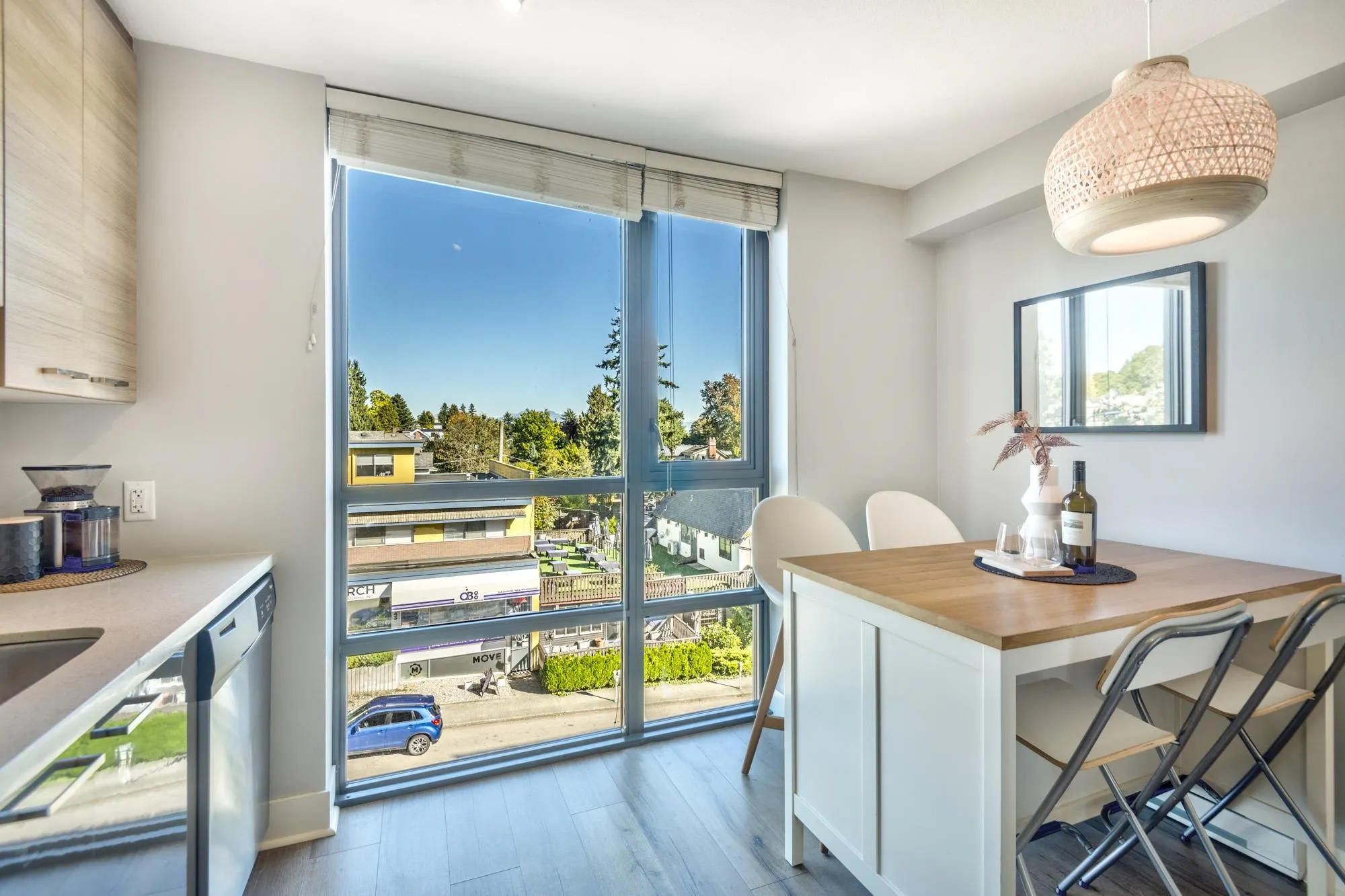 404 258 Sixth Street