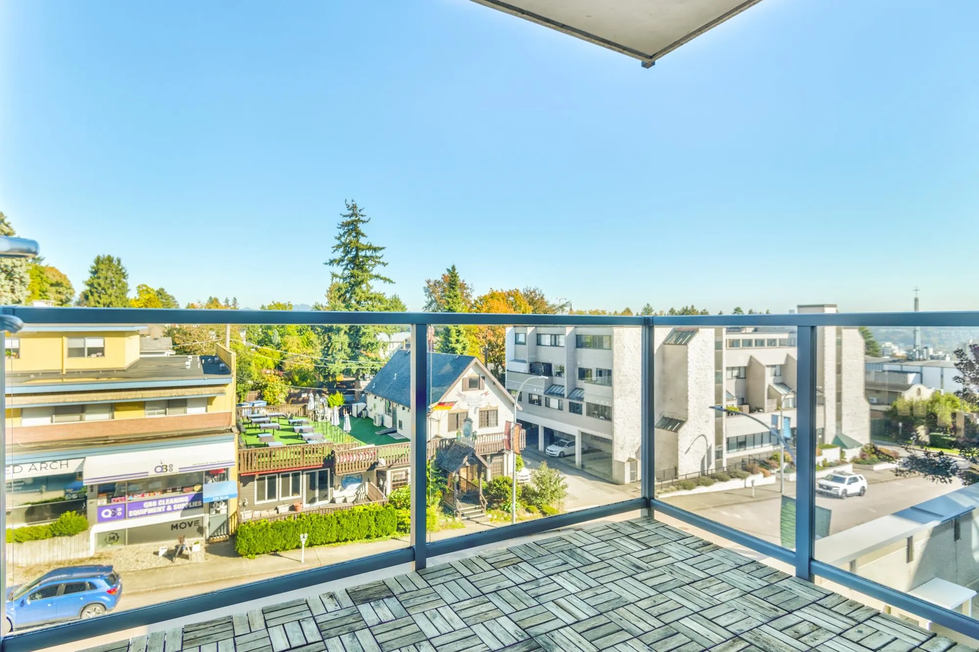 404 258 Sixth Street