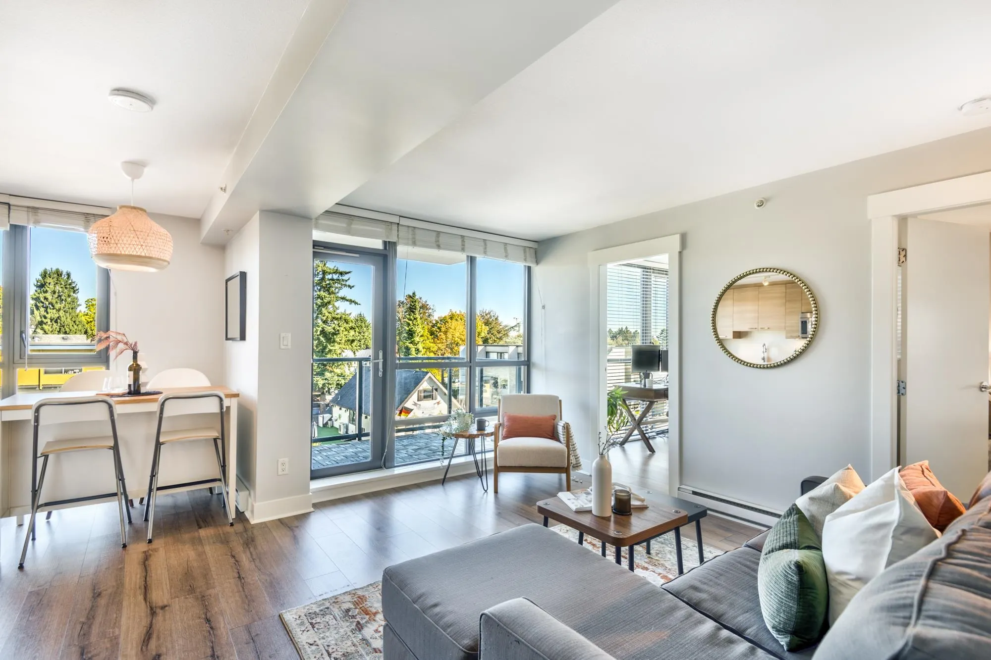 404 258 Sixth Street