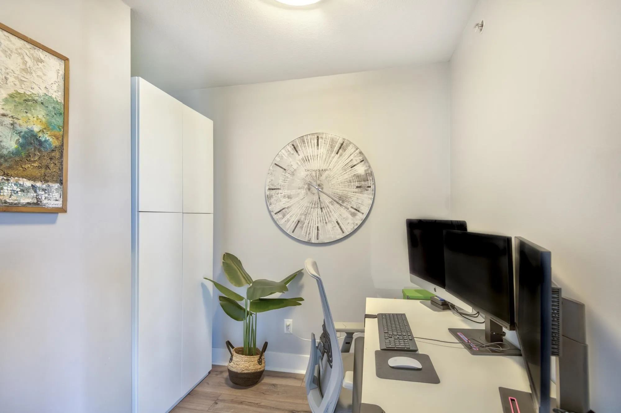 404 258 Sixth Street