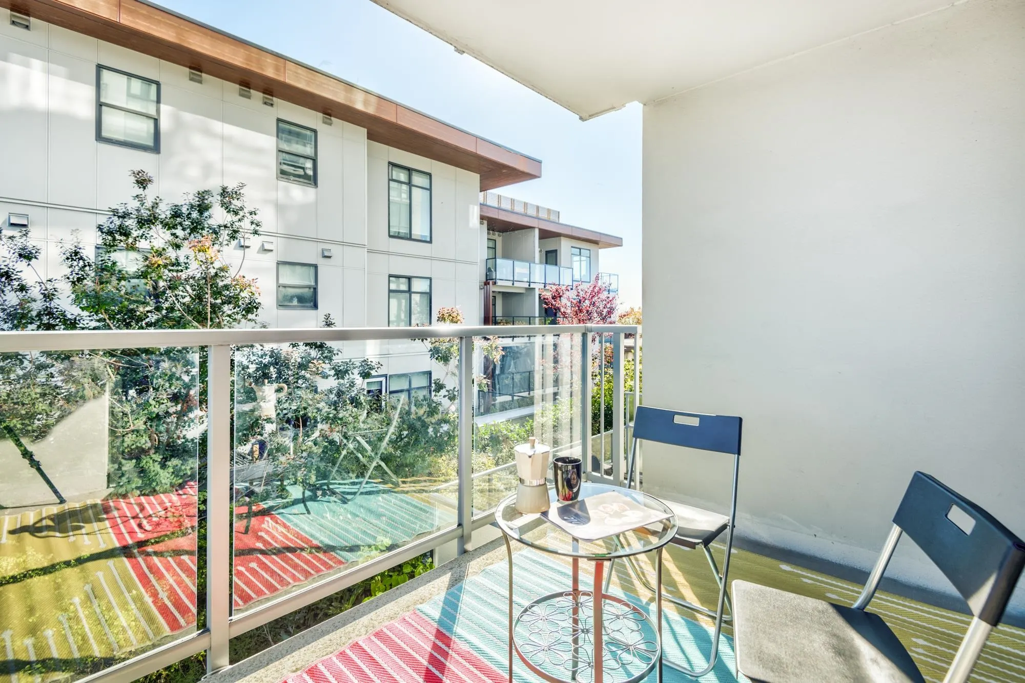 404 258 Sixth Street