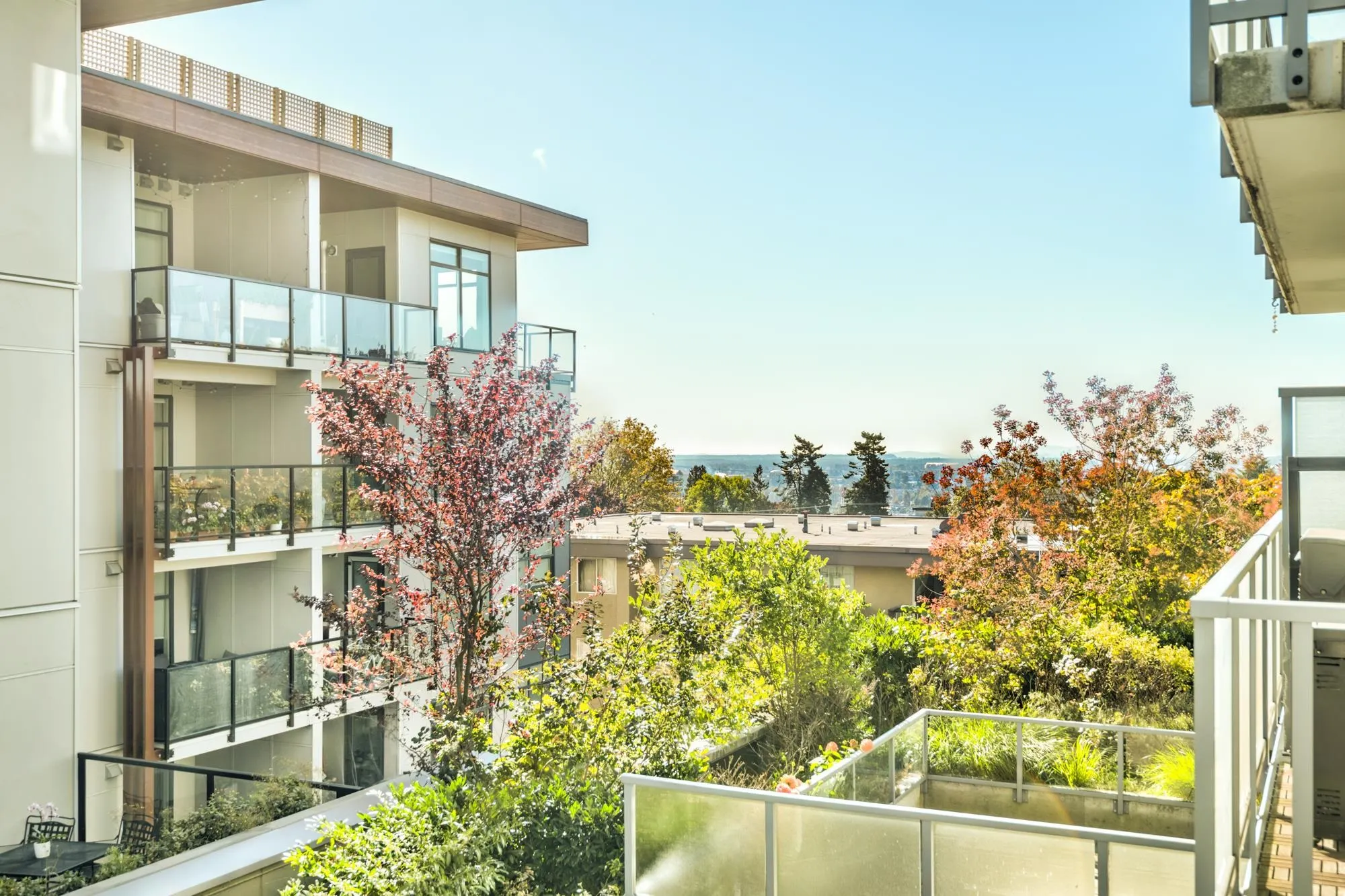 404 258 Sixth Street