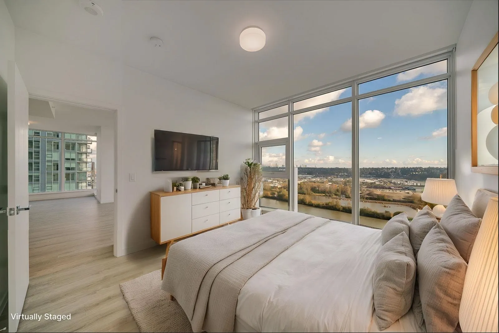 2807 680 Quayside Drive