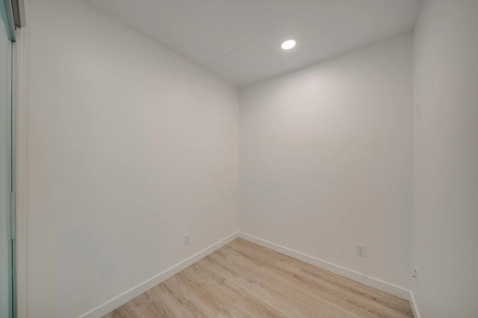 2807 680 Quayside Drive