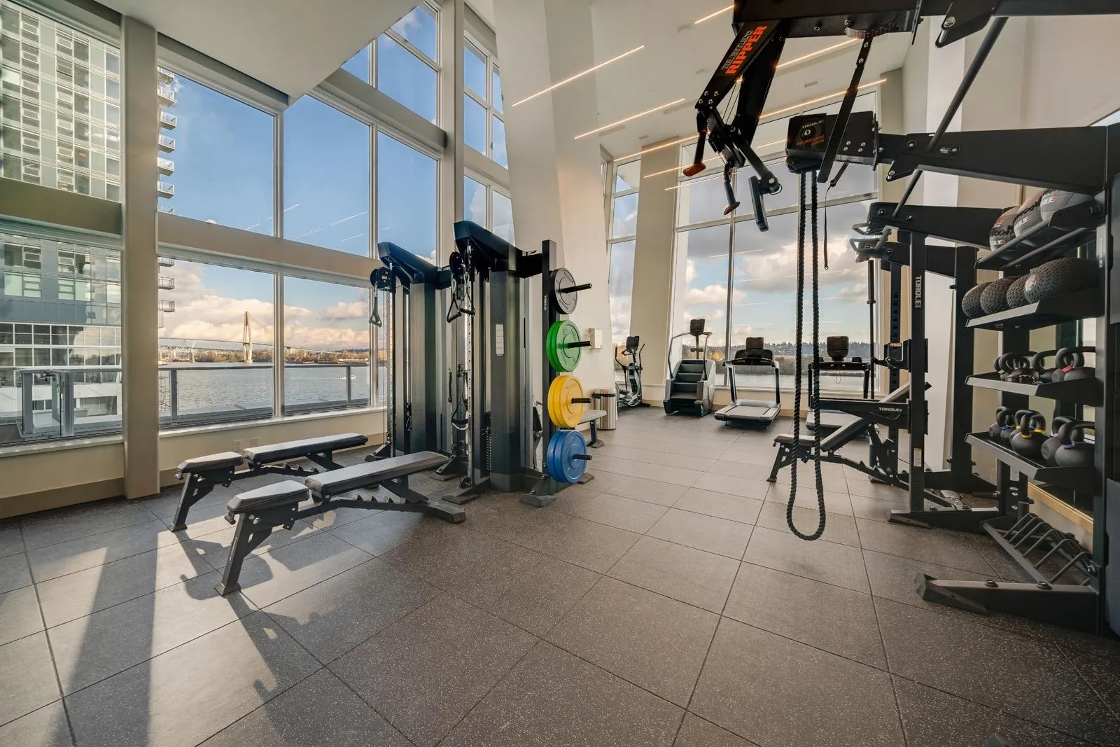 2807 680 Quayside Drive