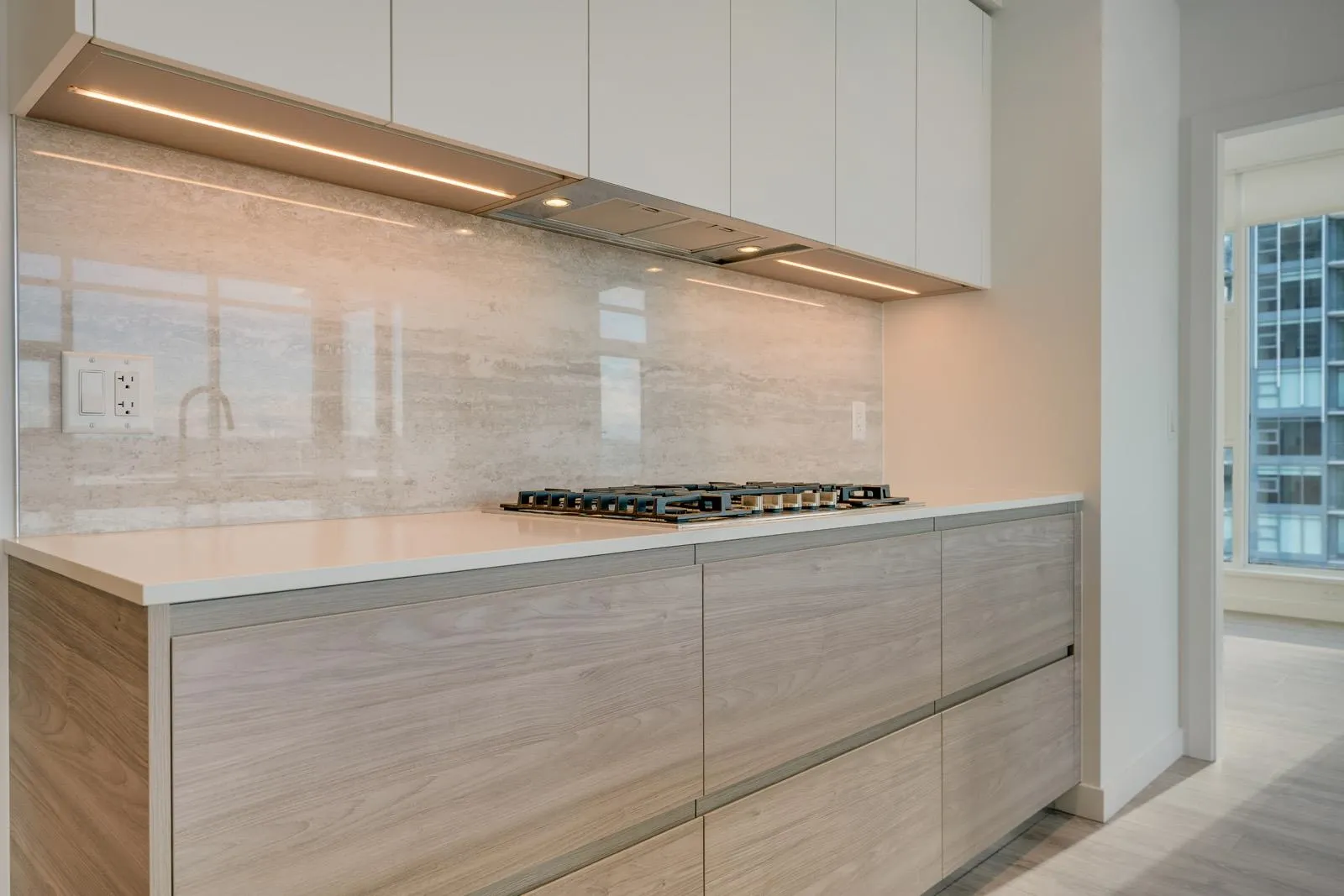 2807 680 Quayside Drive
