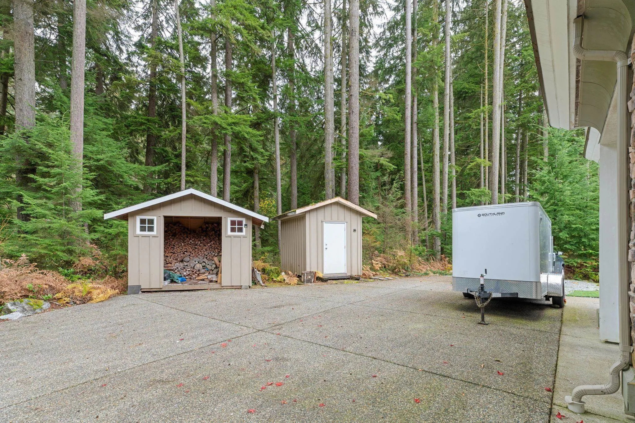 320 Forestview Lane
